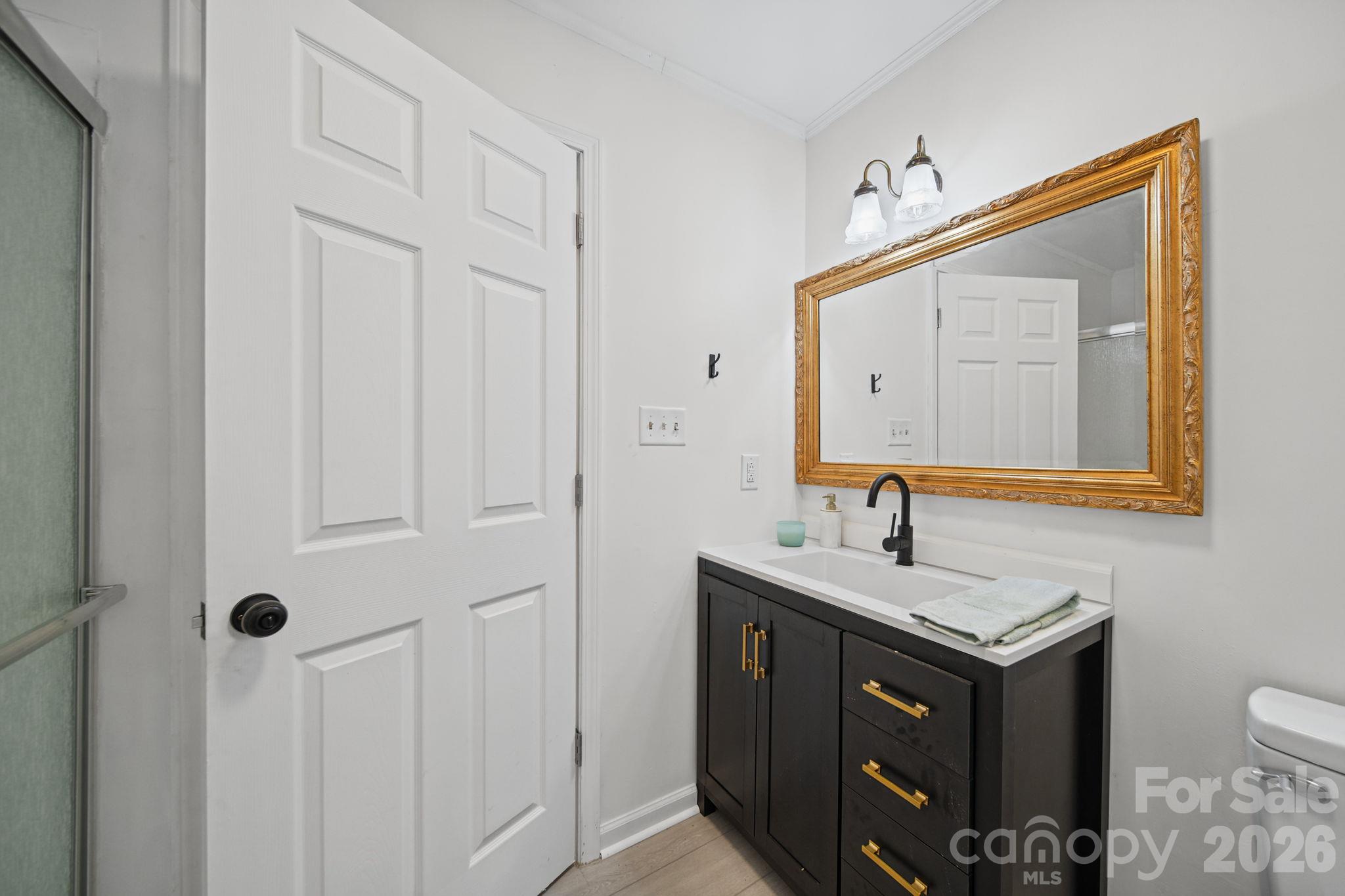 Single Family Residence at 109 Colonial Drive, Kings Mountain, photo 17 of 25