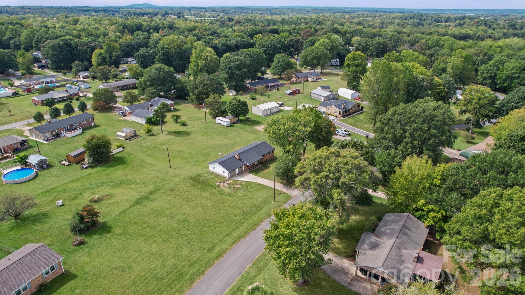 Single Family Residence at 109 Colonial Drive, Kings Mountain, photo 23 of 25