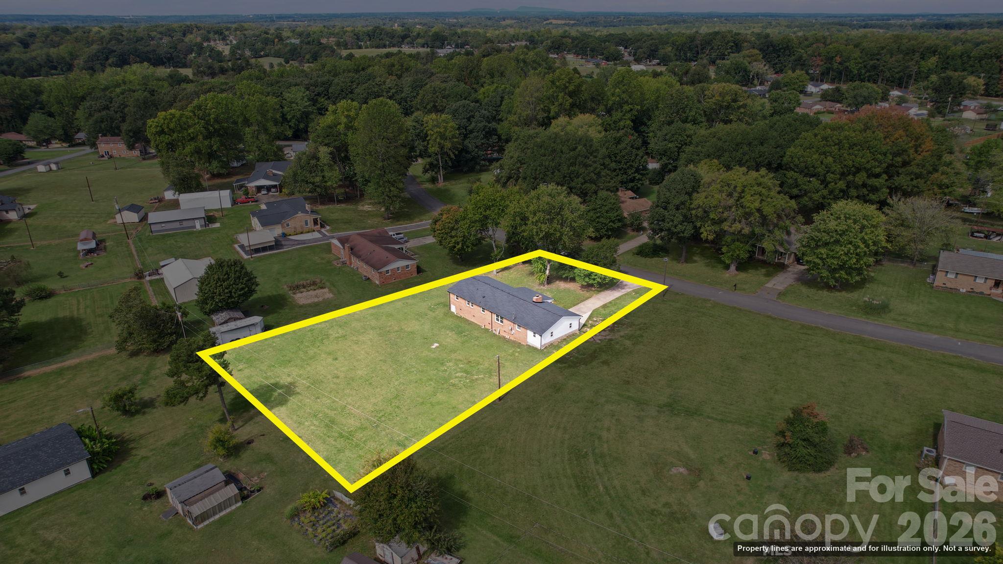 Single Family Residence at 109 Colonial Drive, Kings Mountain, photo 24 of 25