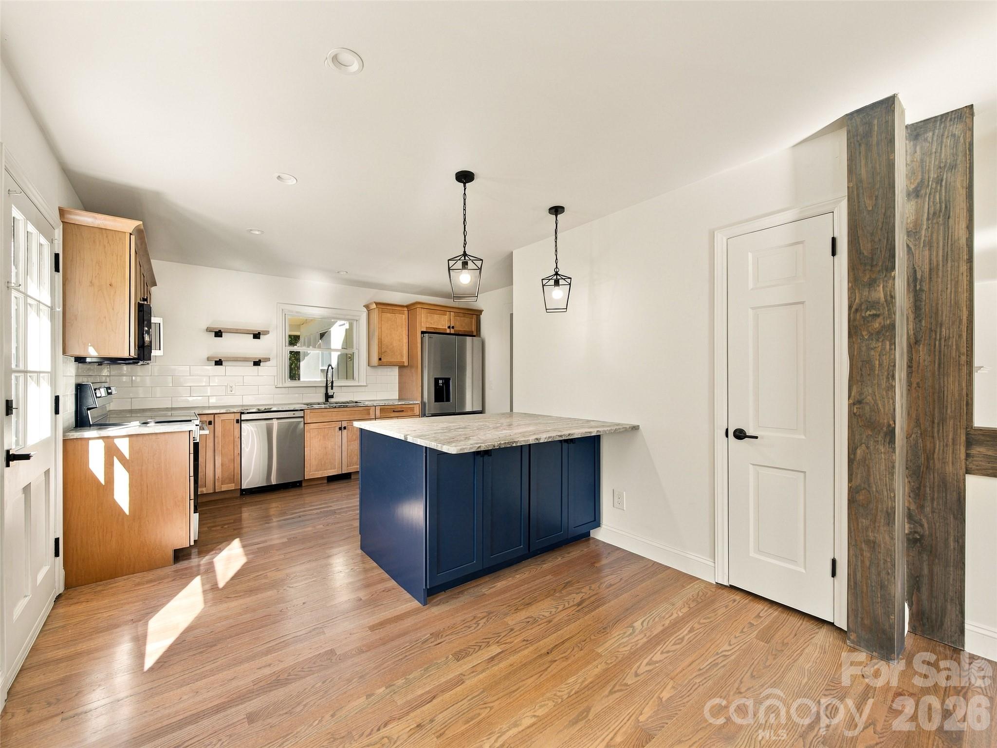 Single Family Residence at 6 Crestwood Lane, Candler, photo 7 of 48