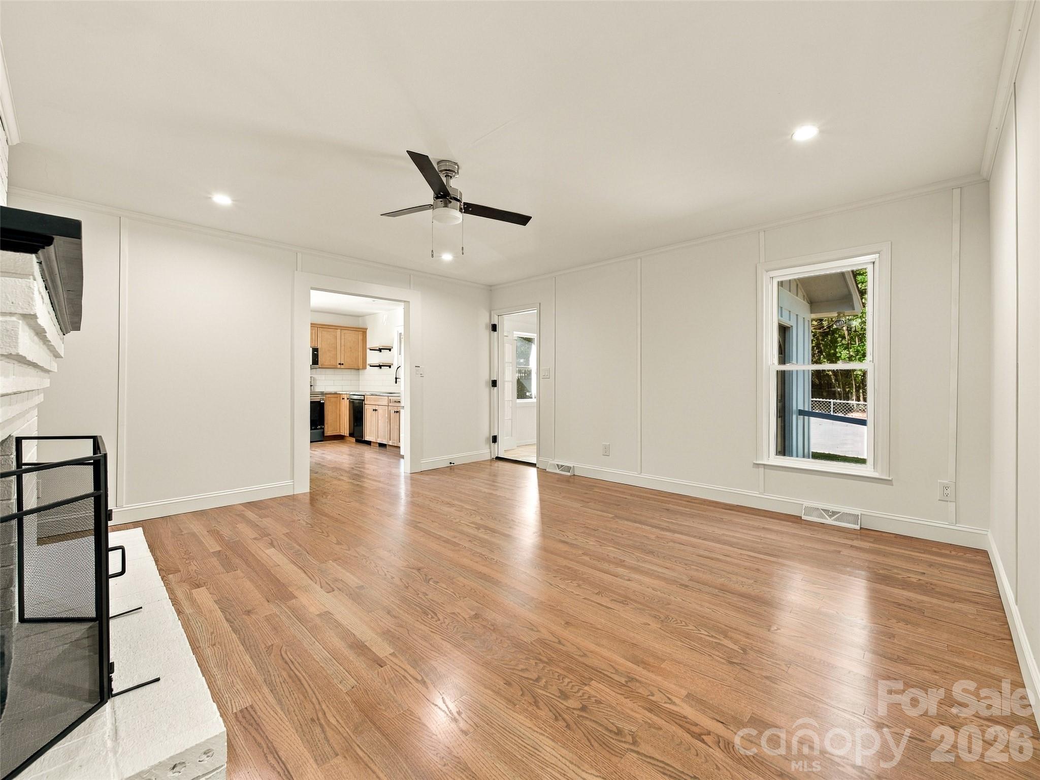 Single Family Residence at 6 Crestwood Lane, Candler, photo 20 of 48