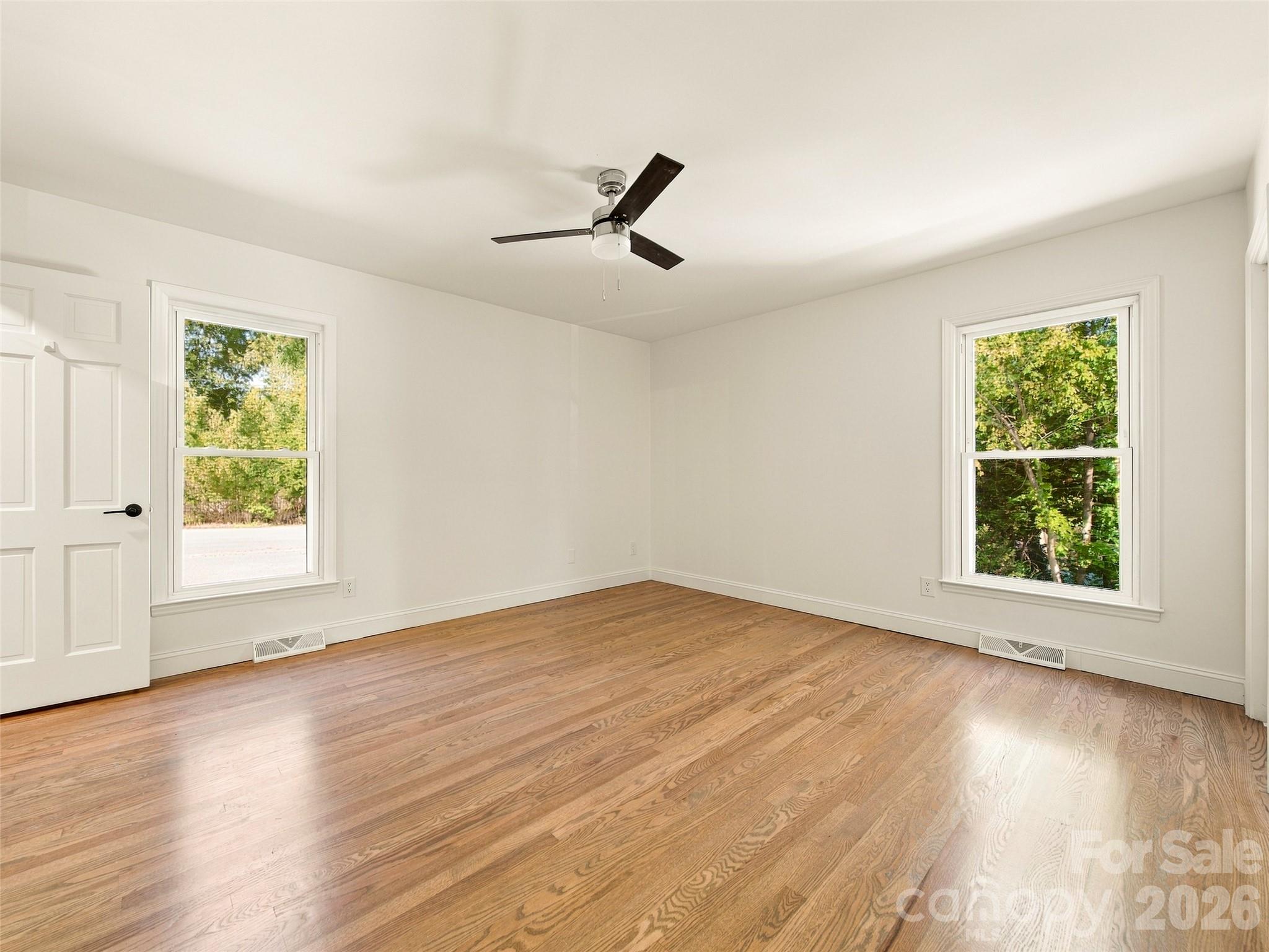 Single Family Residence at 6 Crestwood Lane, Candler, photo 23 of 48