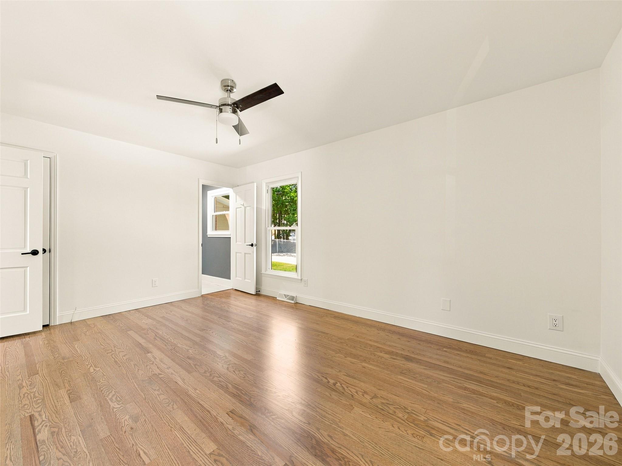 Single Family Residence at 6 Crestwood Lane, Candler, photo 24 of 48