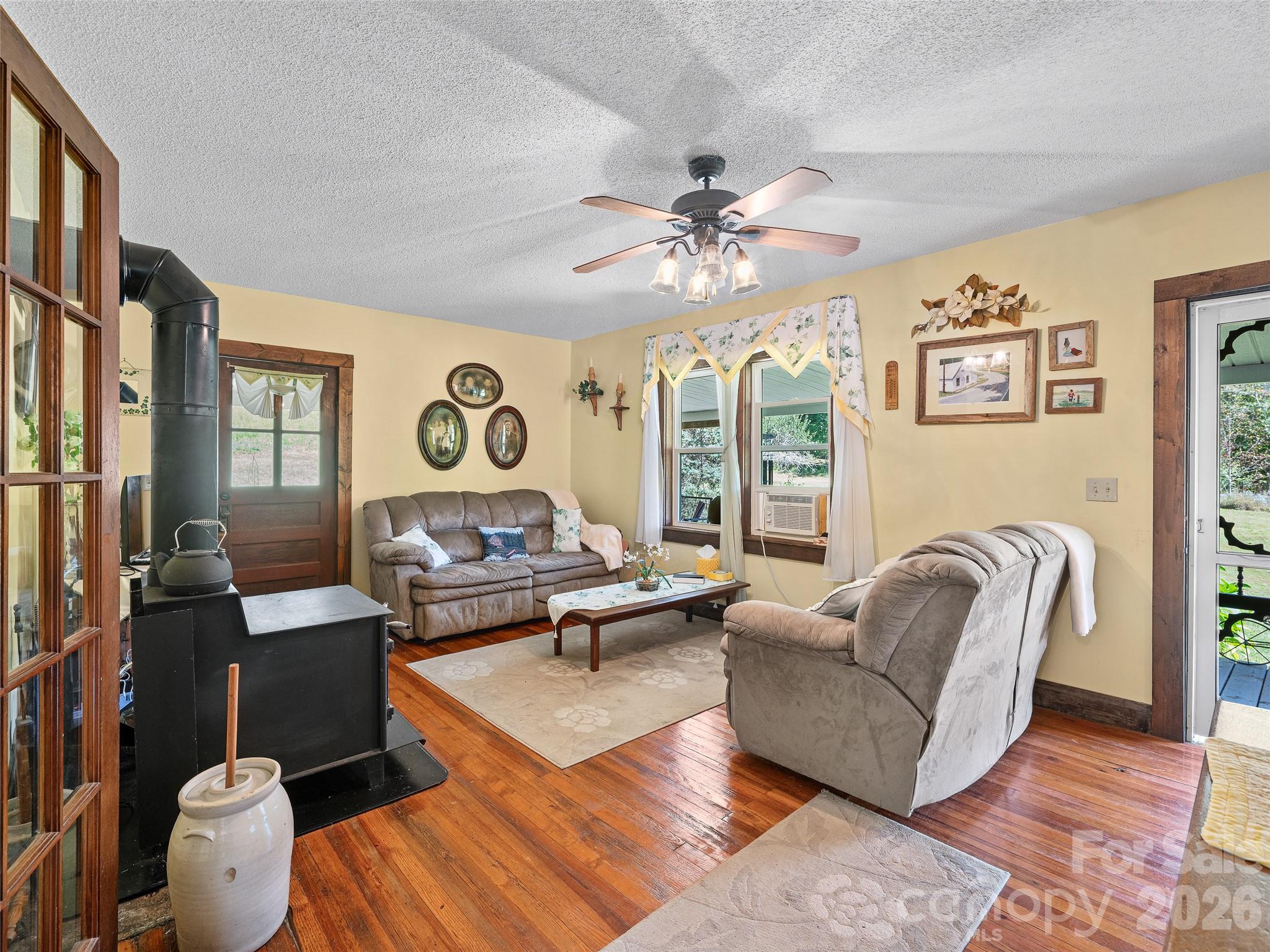 Single Family Residence at 163 Cub Howell Road, Bakersville, photo 2 of 34