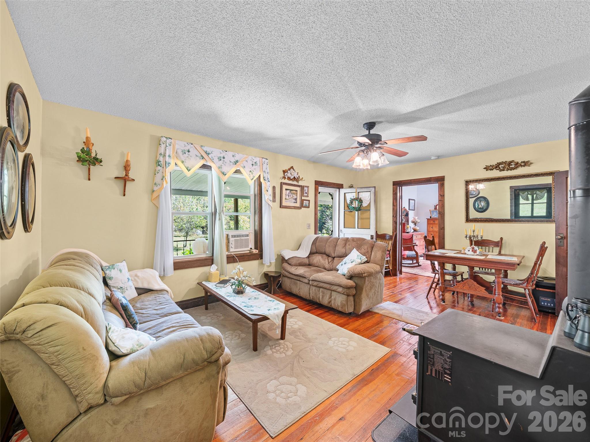 Single Family Residence at 163 Cub Howell Road, Bakersville, photo 4 of 34