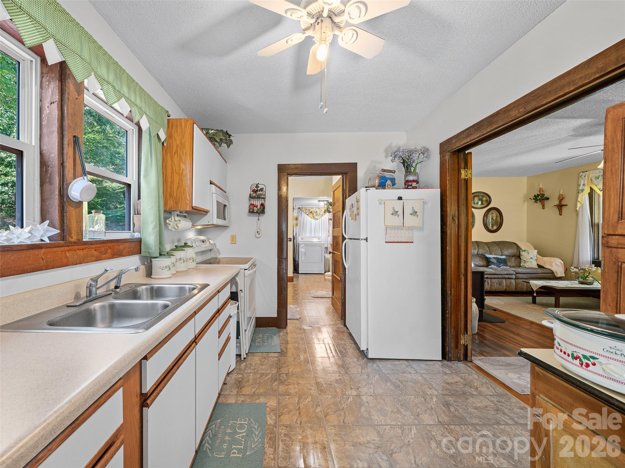 Single Family Residence at 163 Cub Howell Road, Bakersville, photo 10 of 34