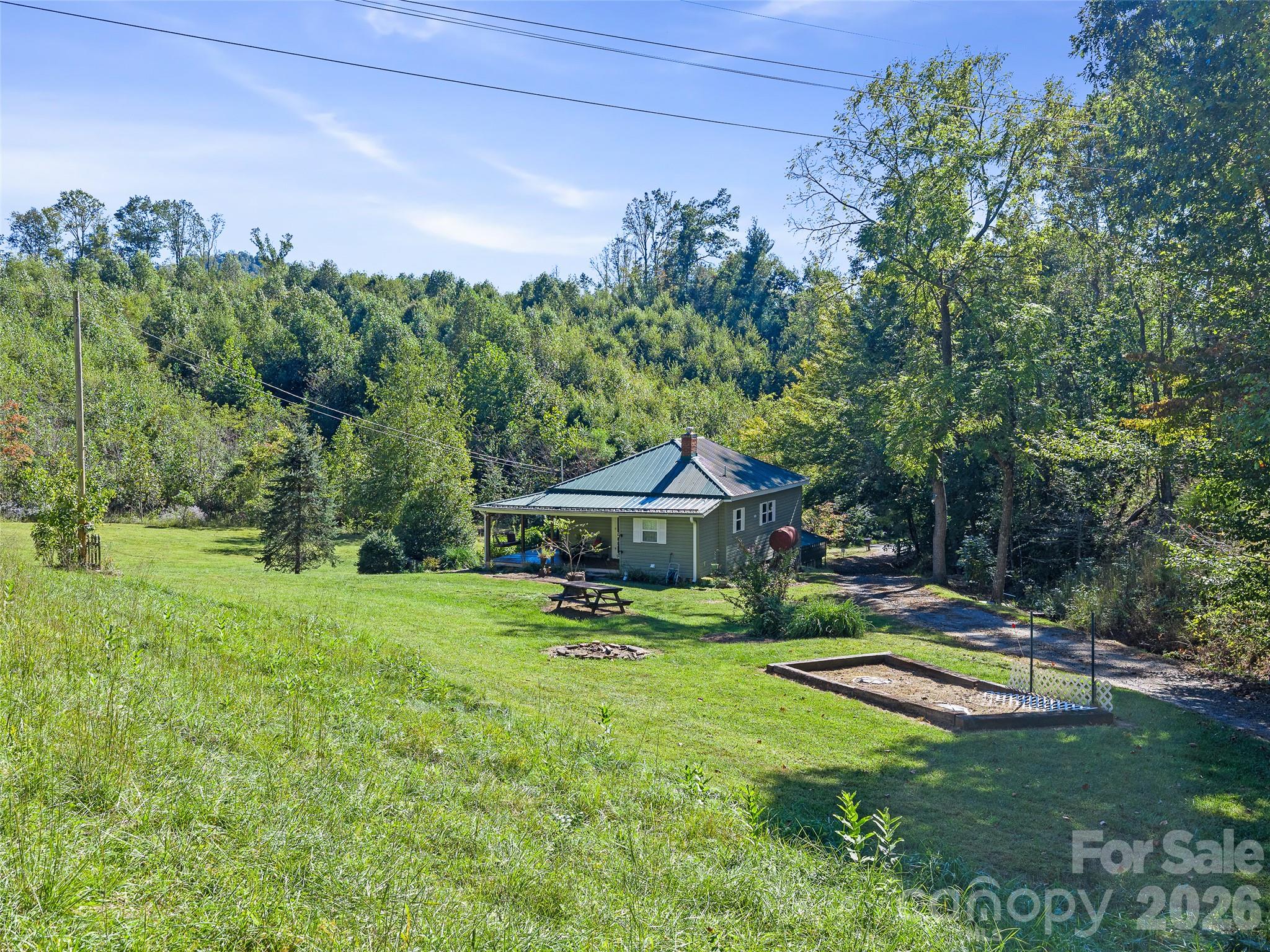Single Family Residence at 163 Cub Howell Road, Bakersville, photo 20 of 34