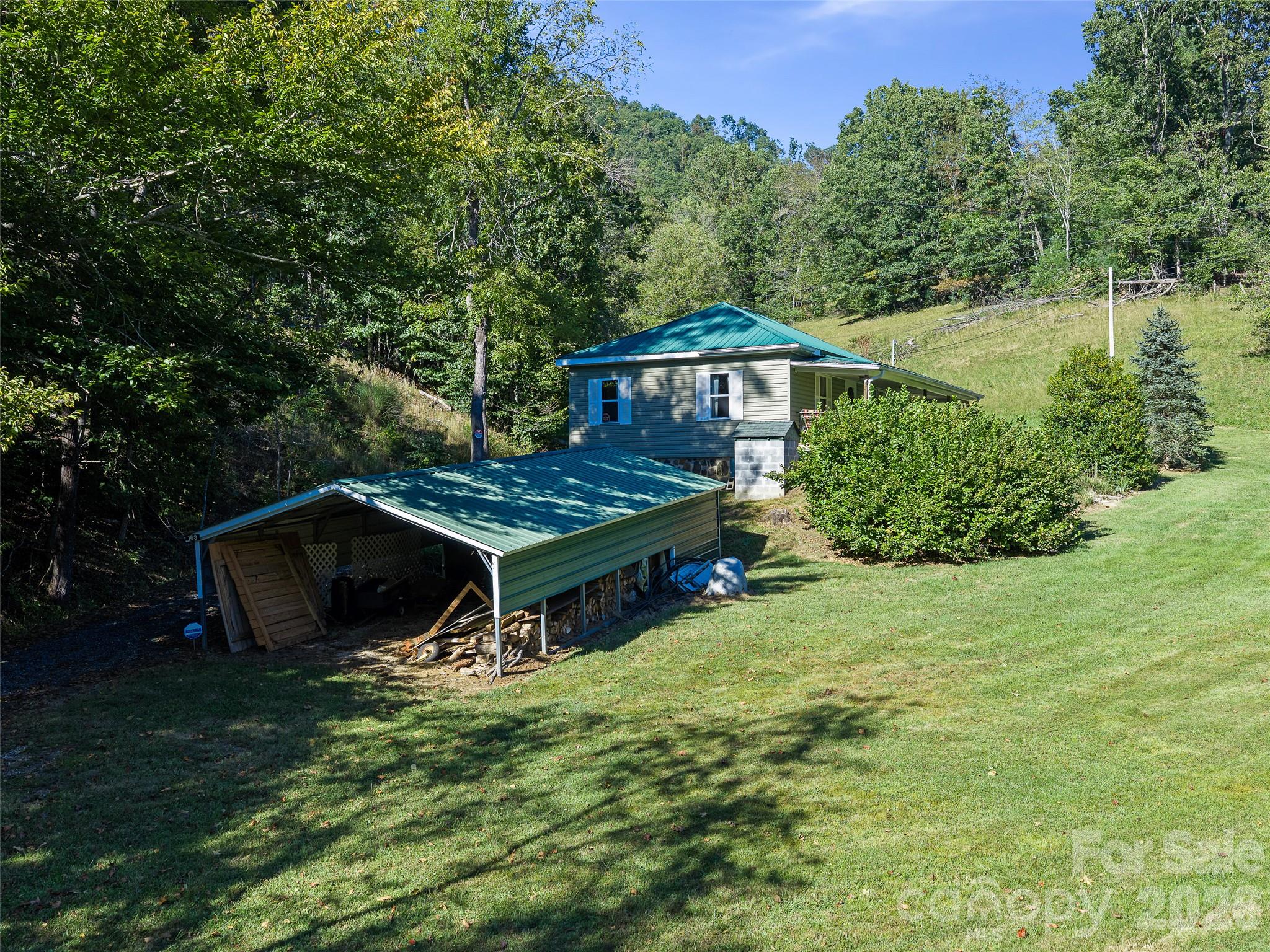 Single Family Residence at 163 Cub Howell Road, Bakersville, photo 25 of 34