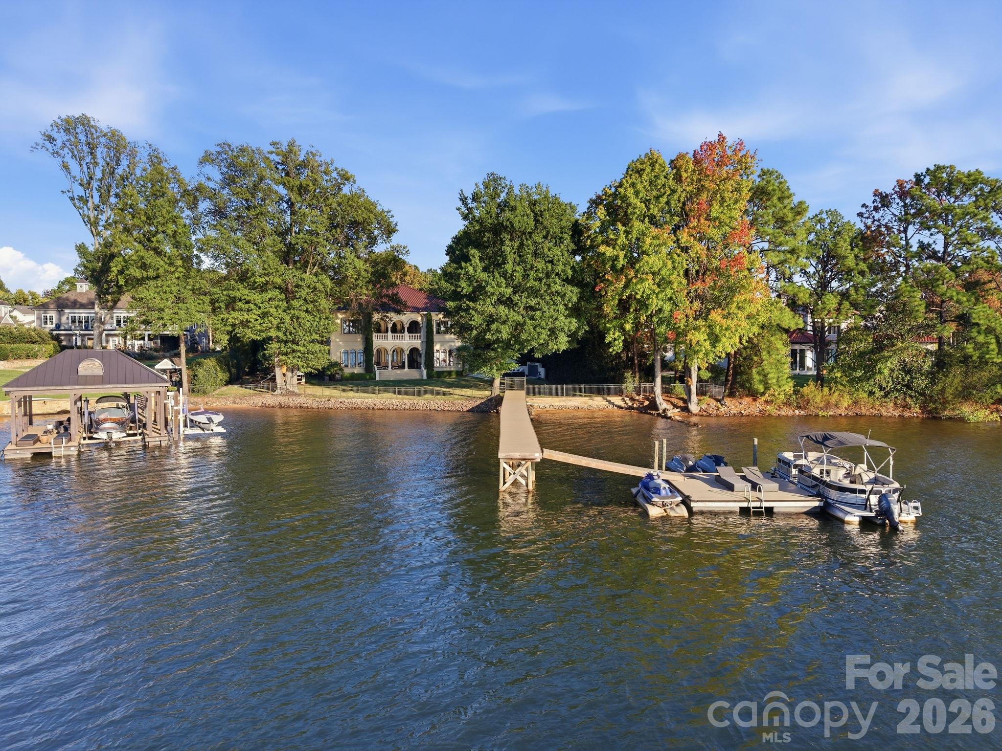Lake Norman life at it's best! - 21215 Senlac Lane, Cornelius