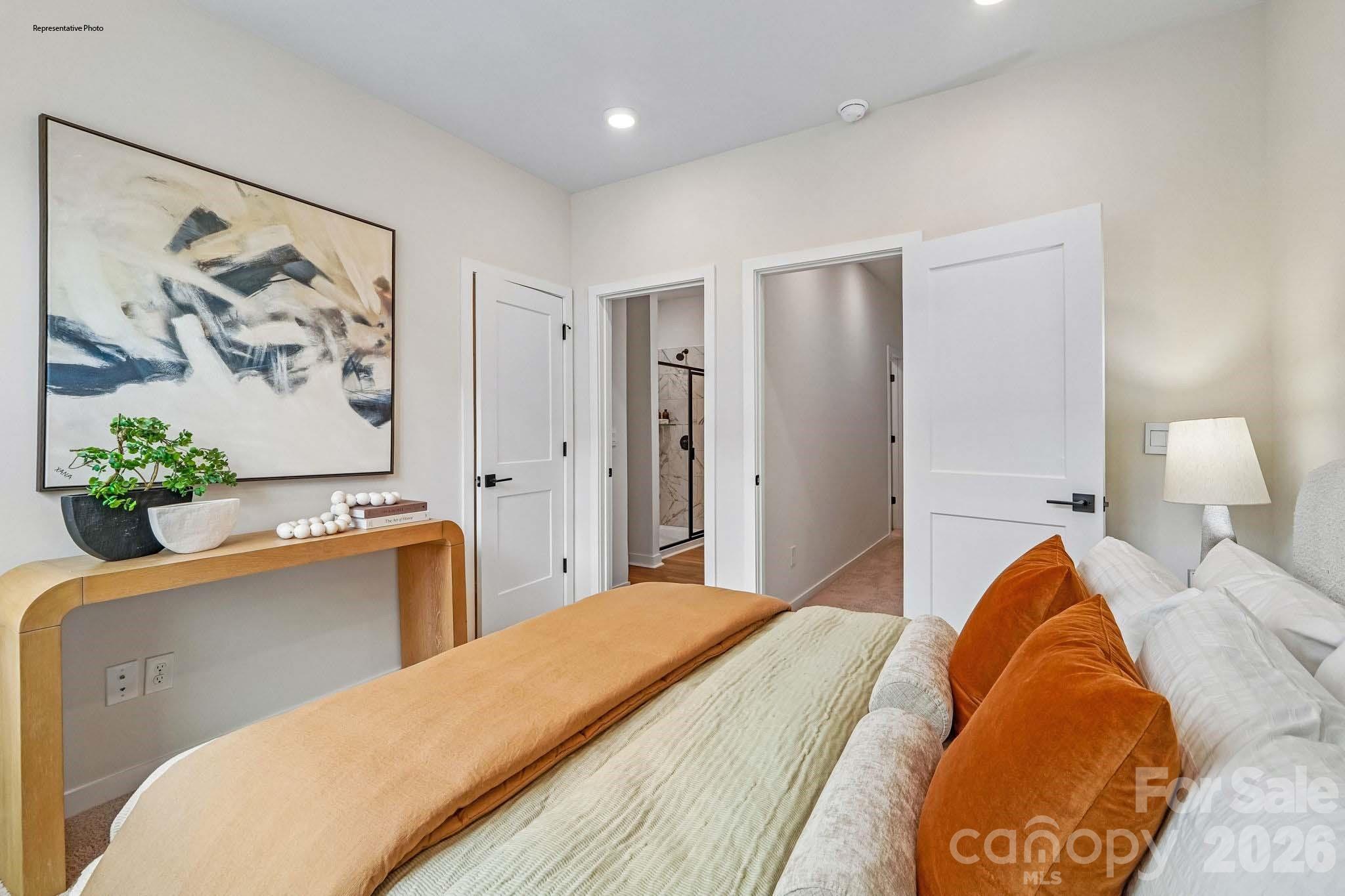 Townhouse at 817 Hammers Lane, Charlotte, photo 18 of 28