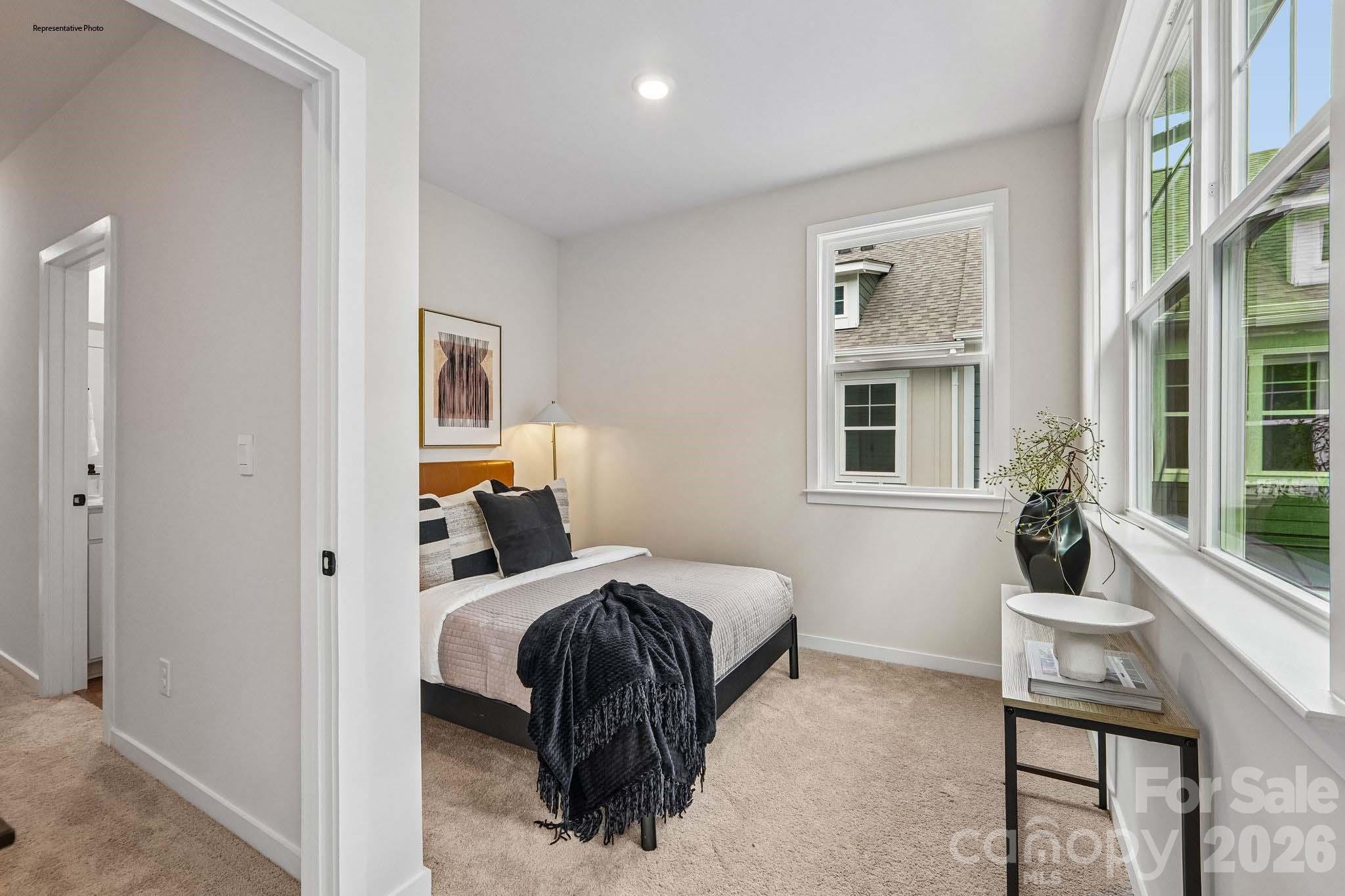Townhouse at 817 Hammers Lane, Charlotte, photo 22 of 28
