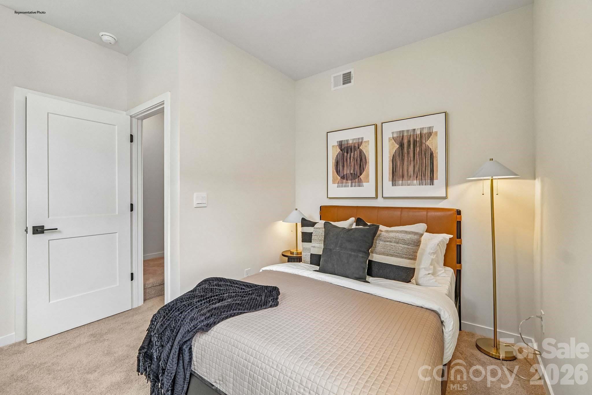 Townhouse at 817 Hammers Lane, Charlotte, photo 23 of 28