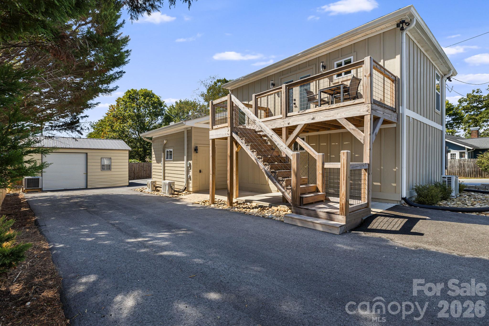 Single Family Residence at 607 Kanuga Road, Hendersonville, photo 44 of 45