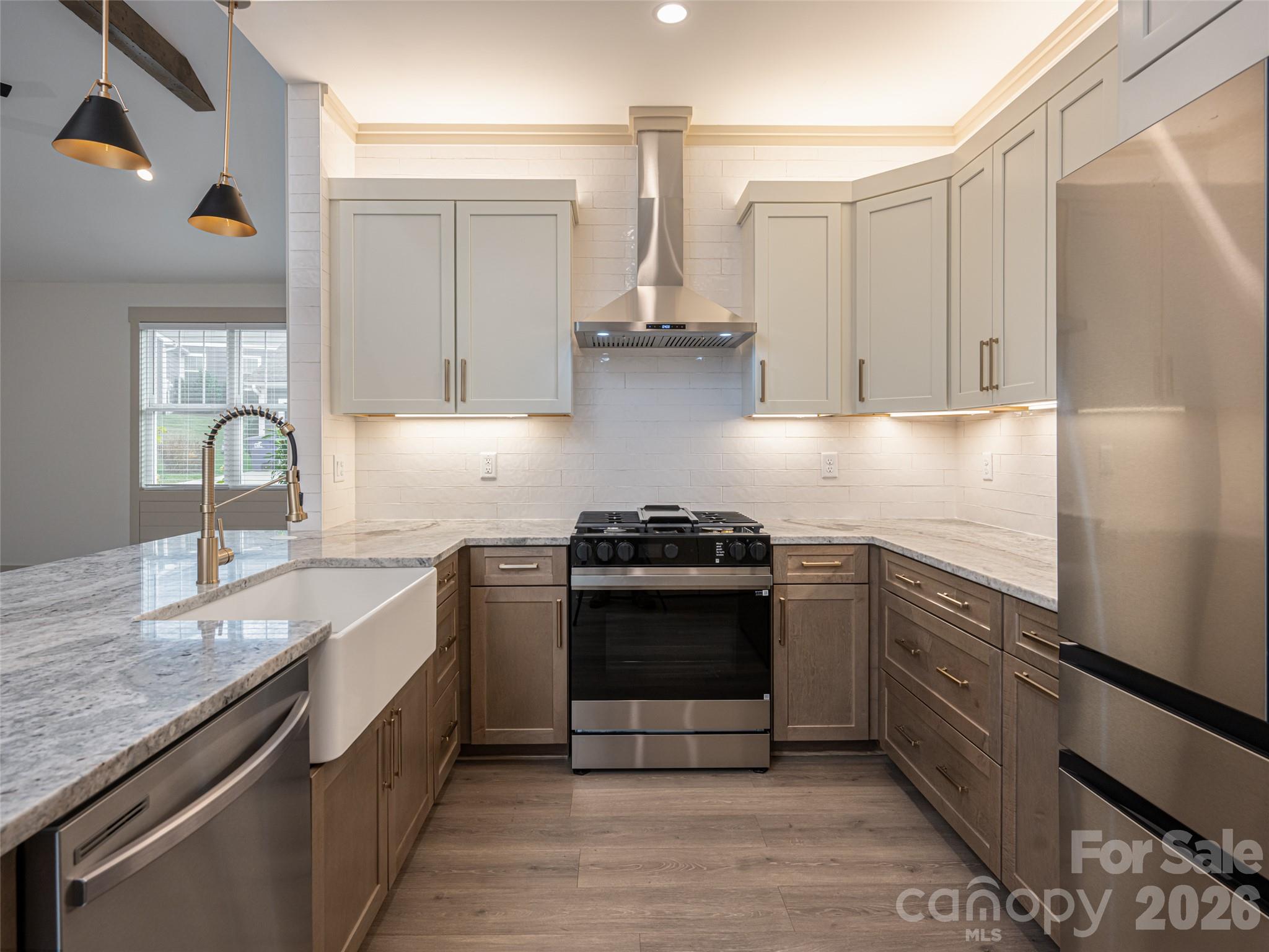 Townhouse at 10 Heartleaf Circle, Arden, photo 15 of 38