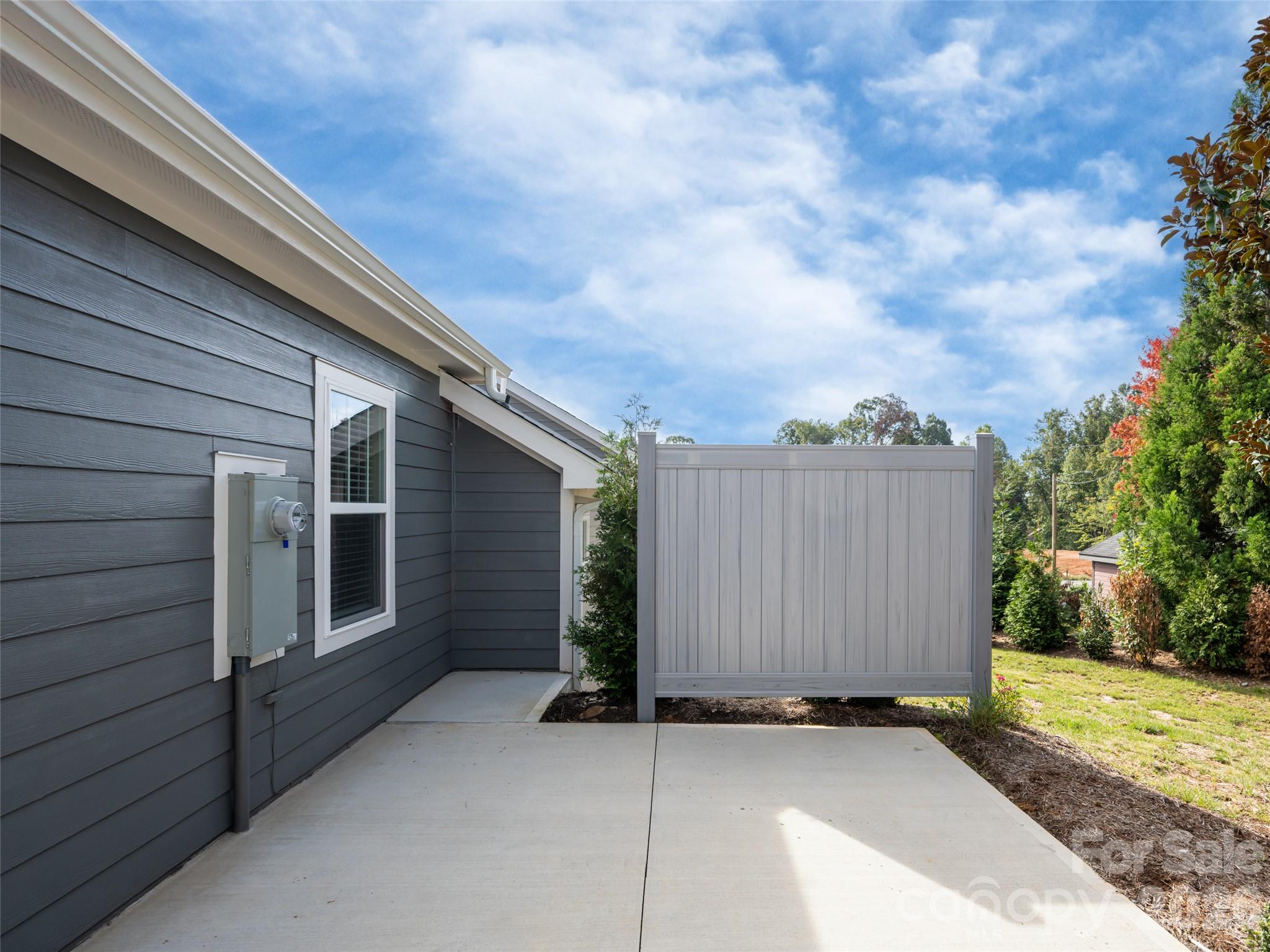 Townhouse at 10 Heartleaf Circle, Arden, photo 35 of 38