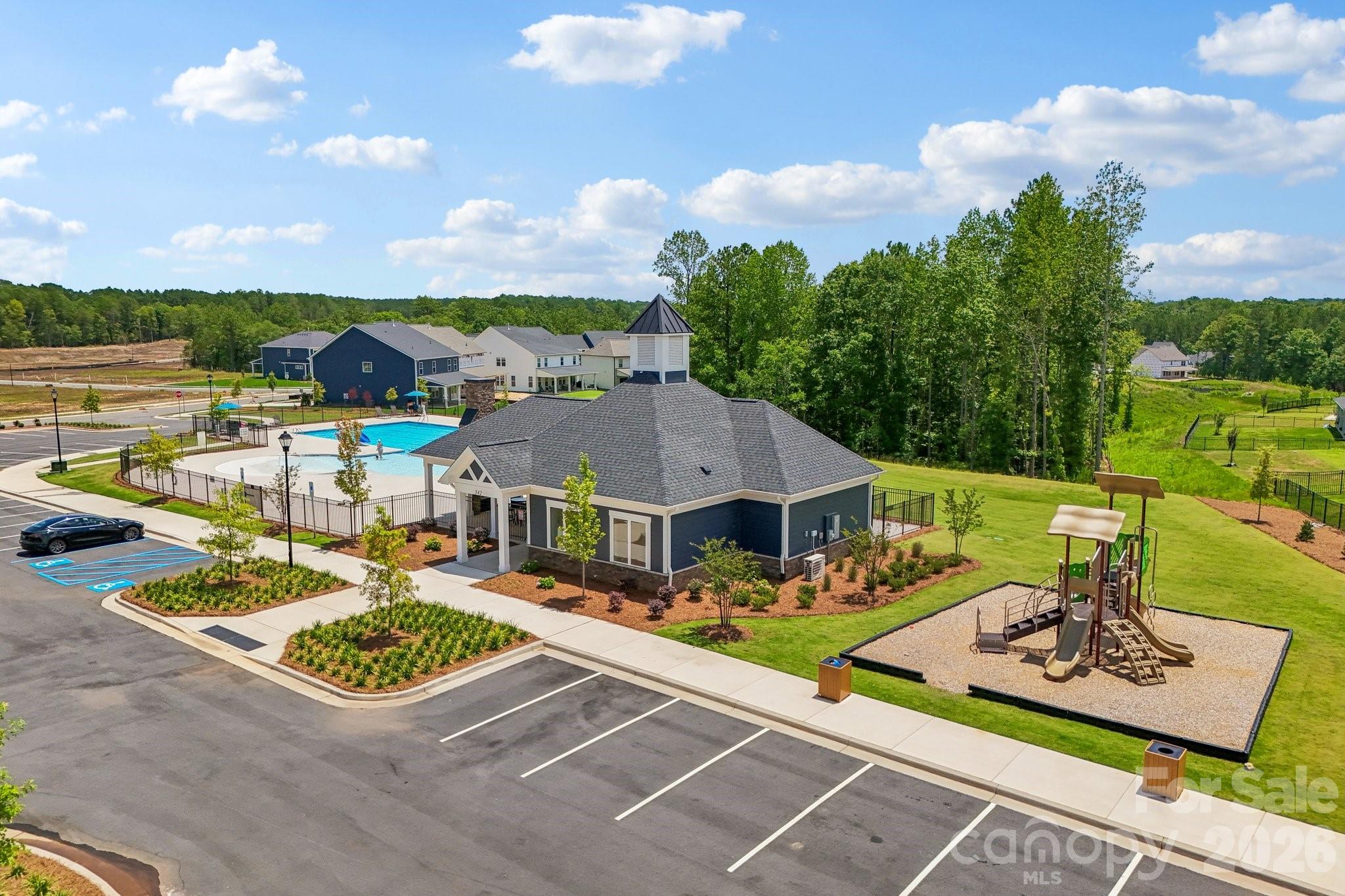 Community Amenities - 308 Supernova Drive, York