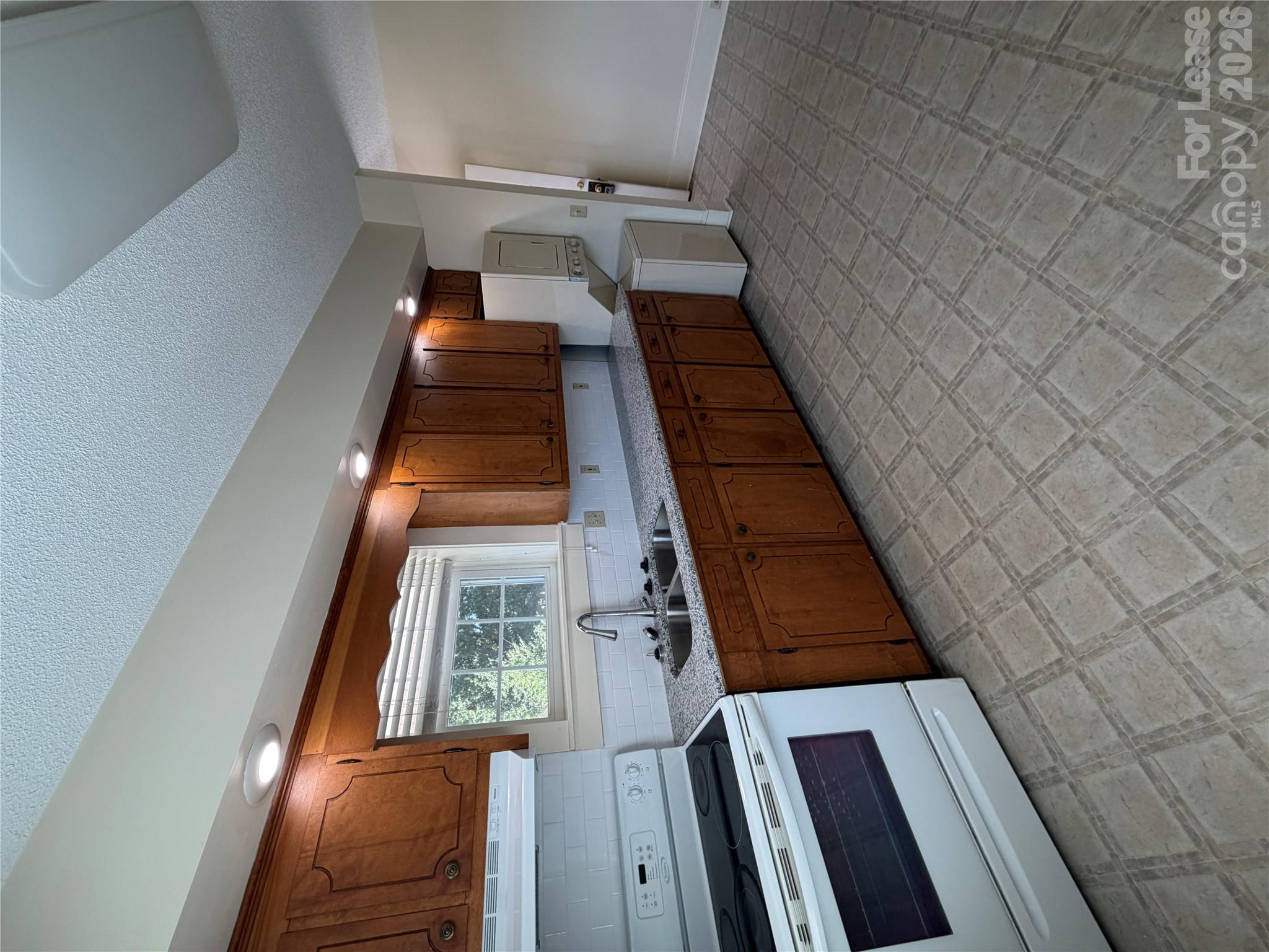 Apartment at 203 G Street W, Kannapolis, photo 12 of 21
