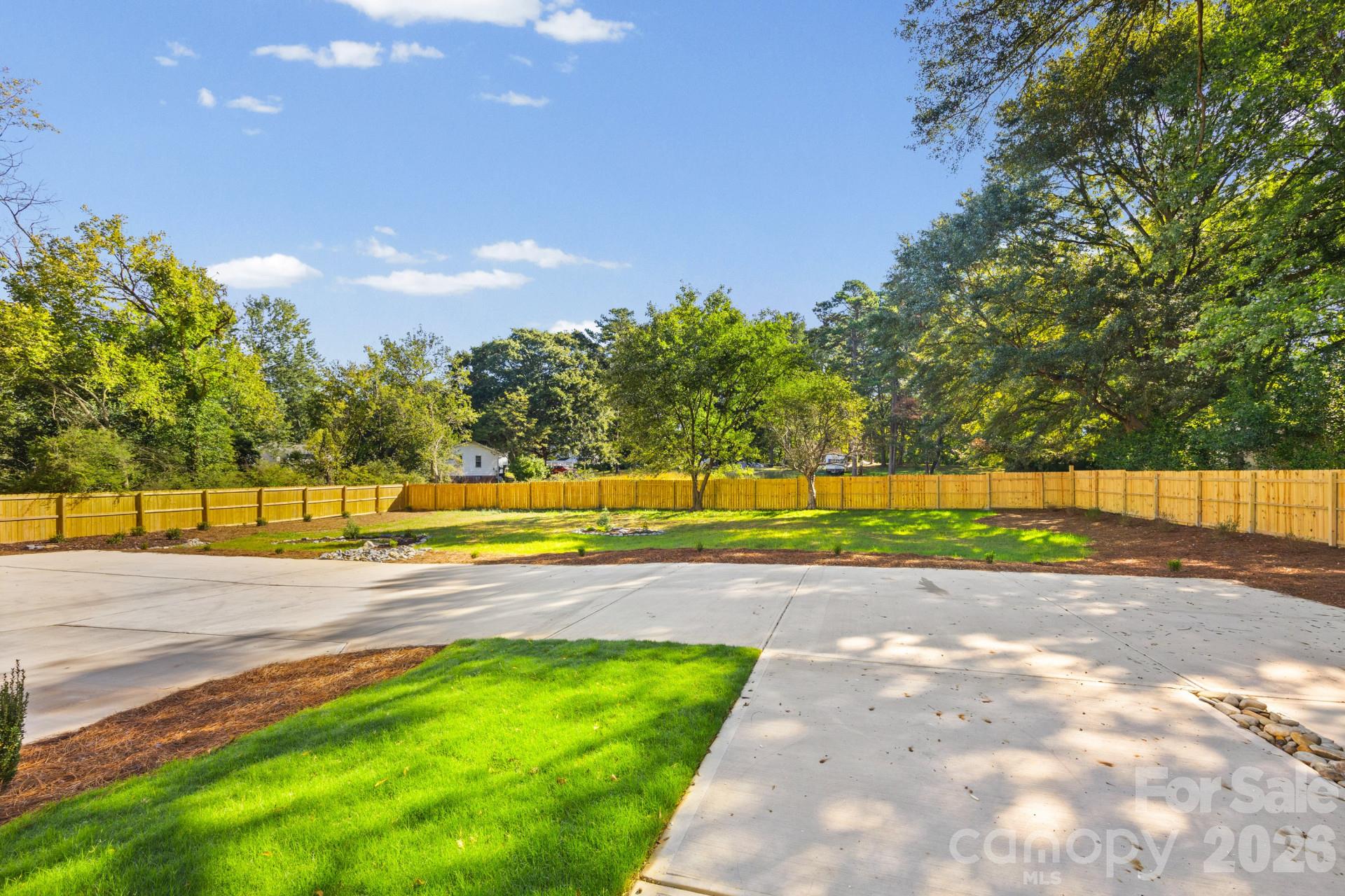 Townhouse at 630 Modena Street, Gastonia, photo 7 of 30