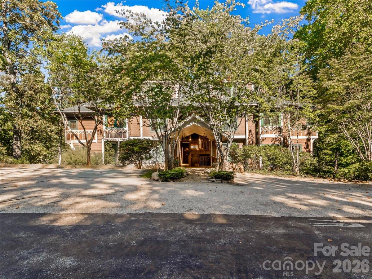 81 Creekside Way