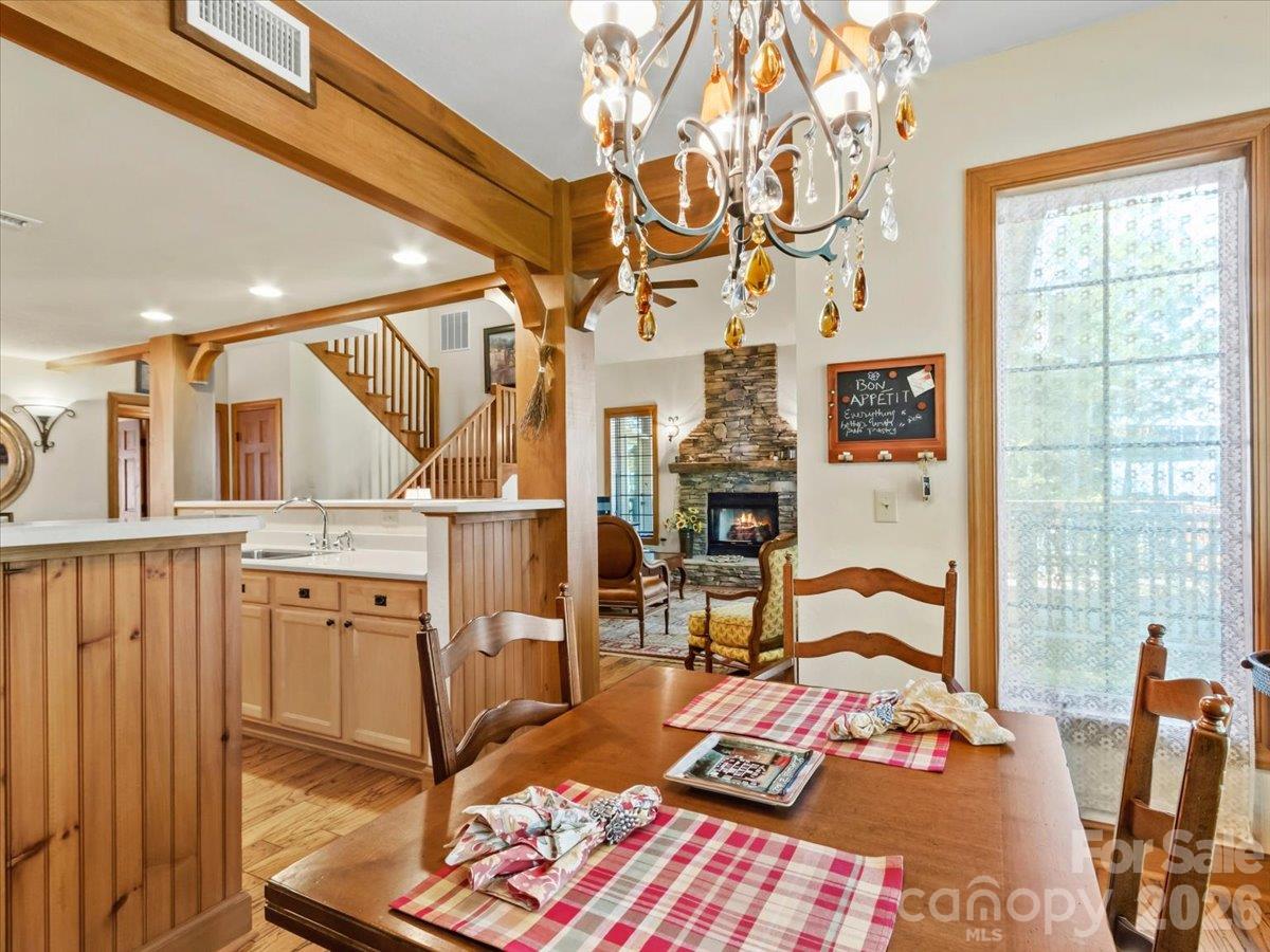 Condominium at 81 Creekside Way, Burnsville, photo 12 of 40