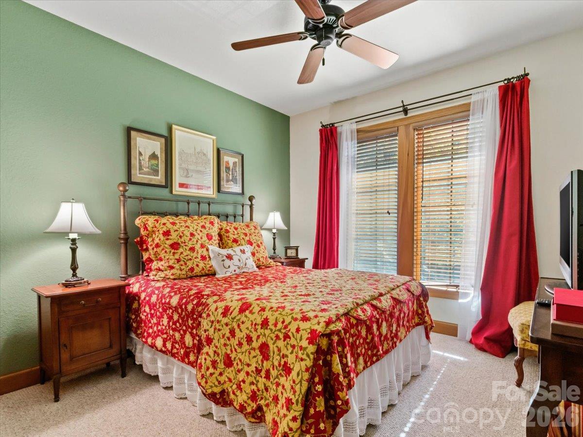 Condominium at 81 Creekside Way, Burnsville, photo 18 of 40