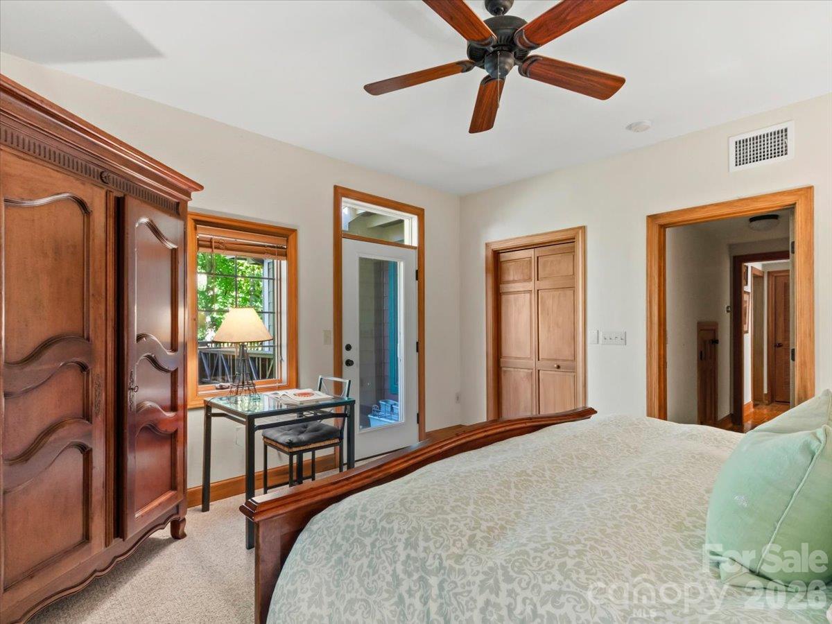 Condominium at 81 Creekside Way, Burnsville, photo 22 of 40