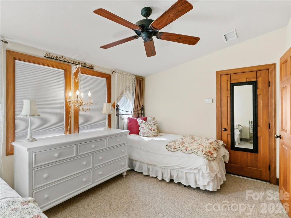 Condominium at 81 Creekside Way, Burnsville, photo 28 of 40
