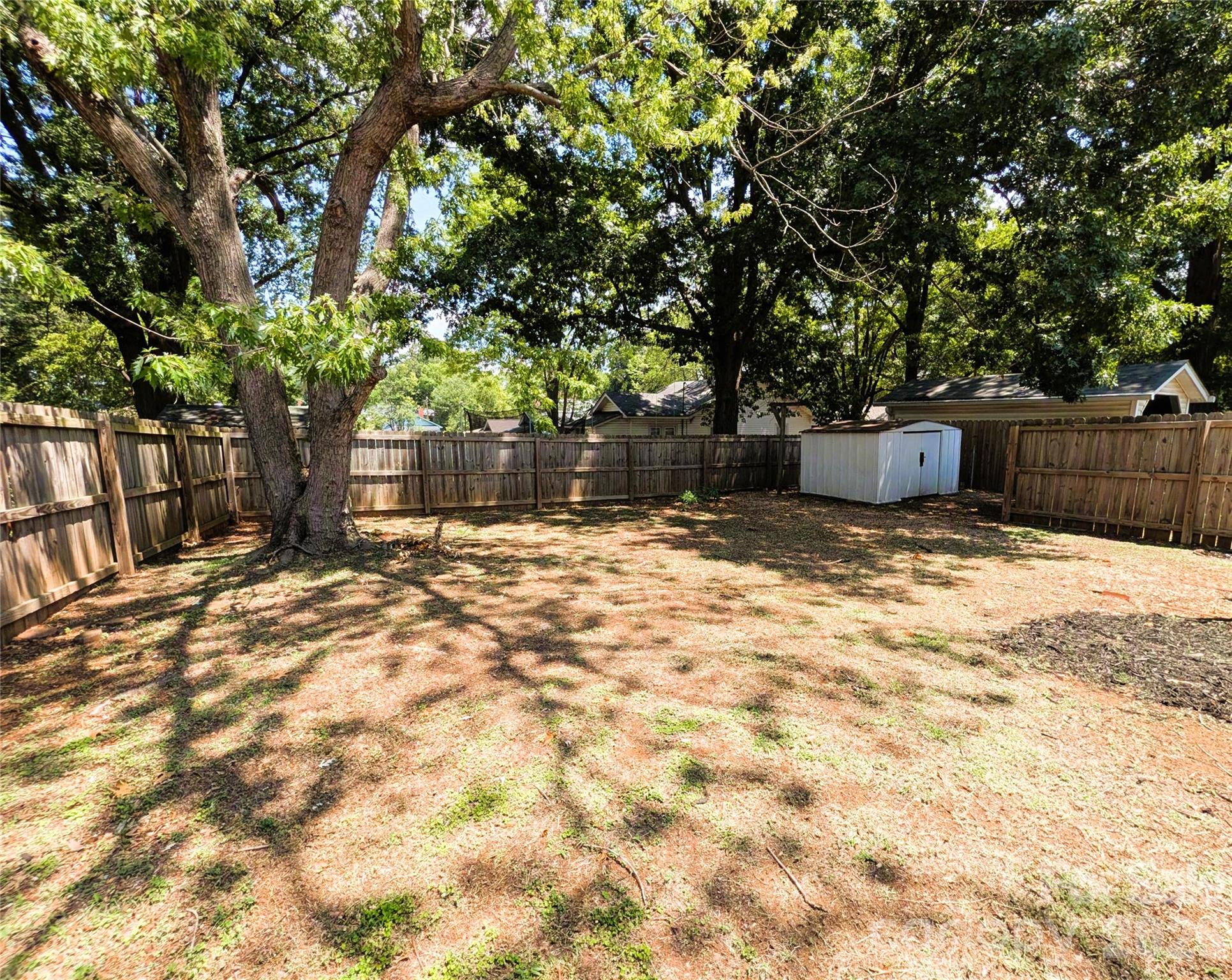 Single Family Residence at 507 E 10th Street, Kannapolis, photo 5 of 17
