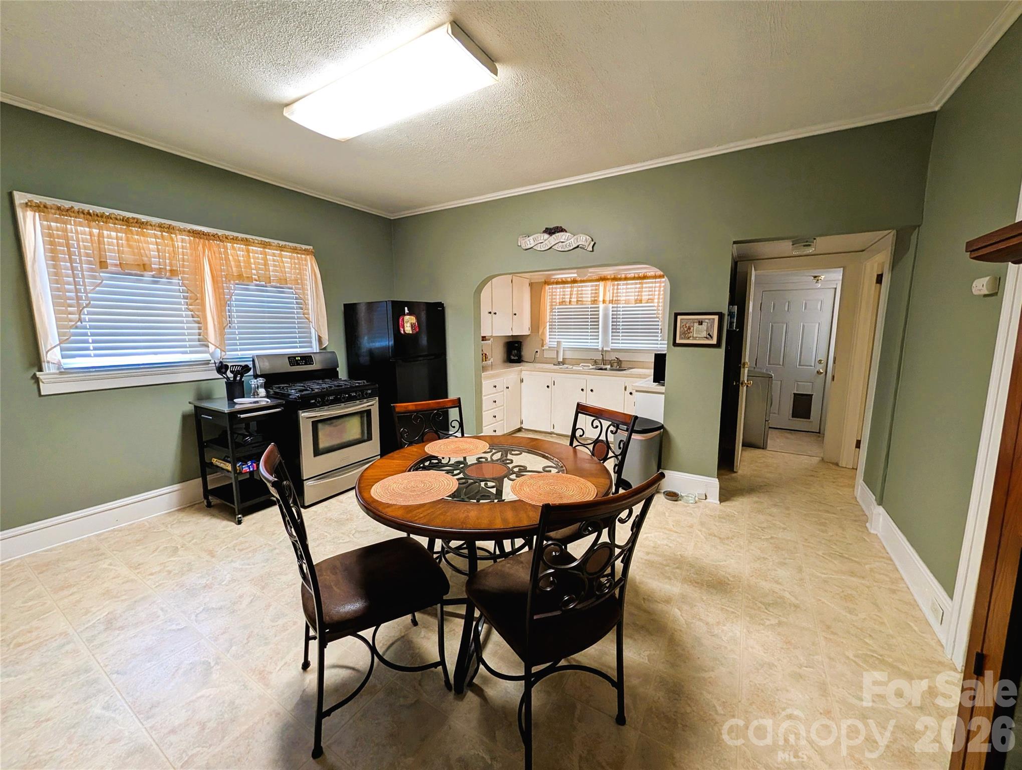 Single Family Residence at 507 E 10th Street, Kannapolis, photo 9 of 17