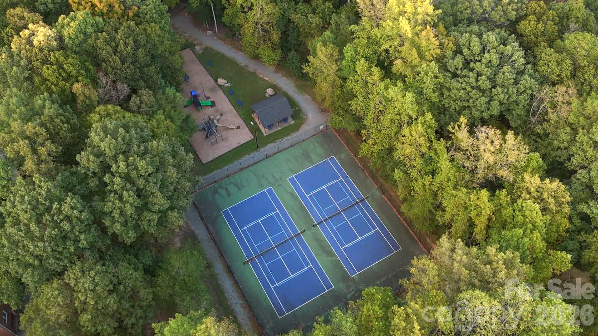 Community tennis/pickleball courts - 717 Fredricksburg Road, Matthews