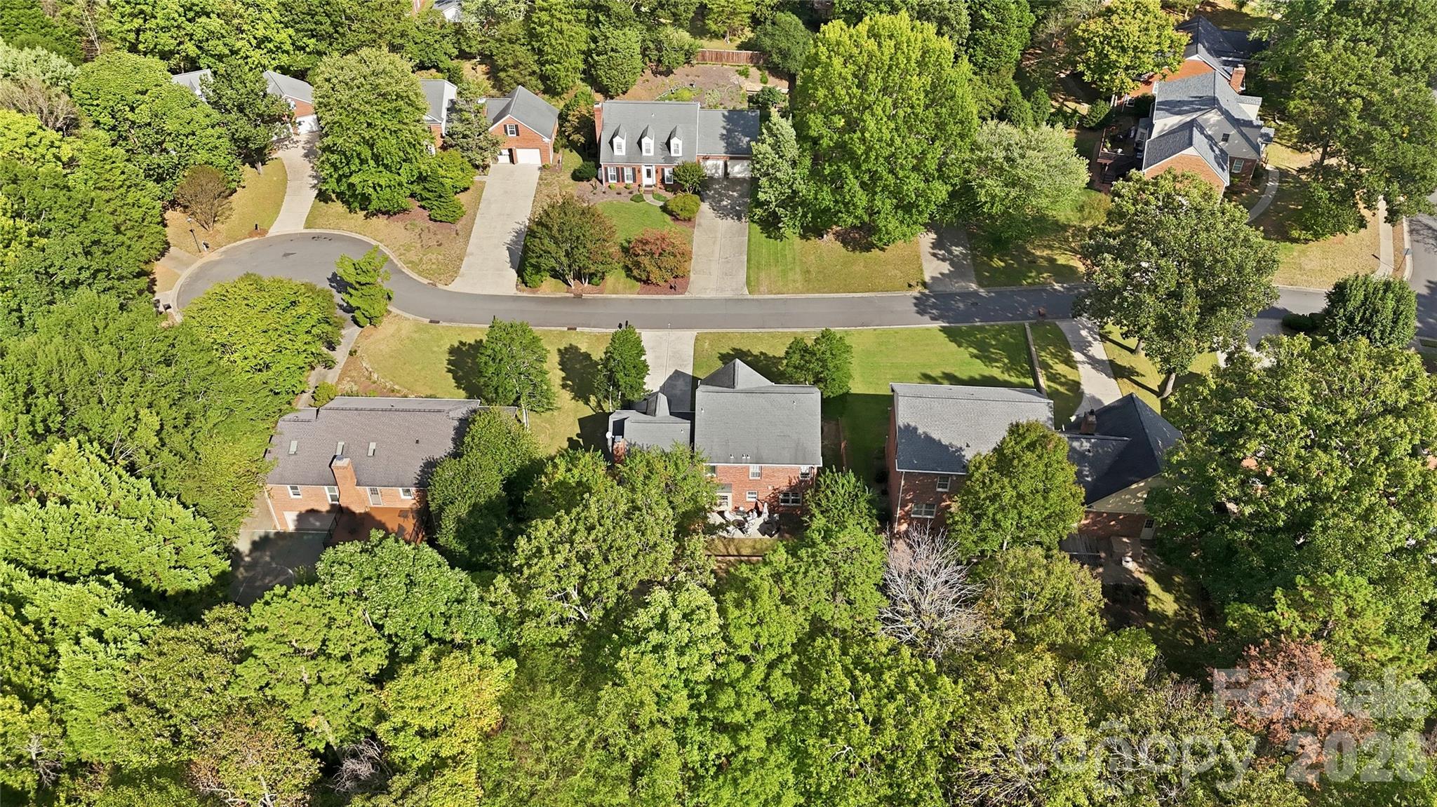 Mature neighborhood - 717 Fredricksburg Road, Matthews