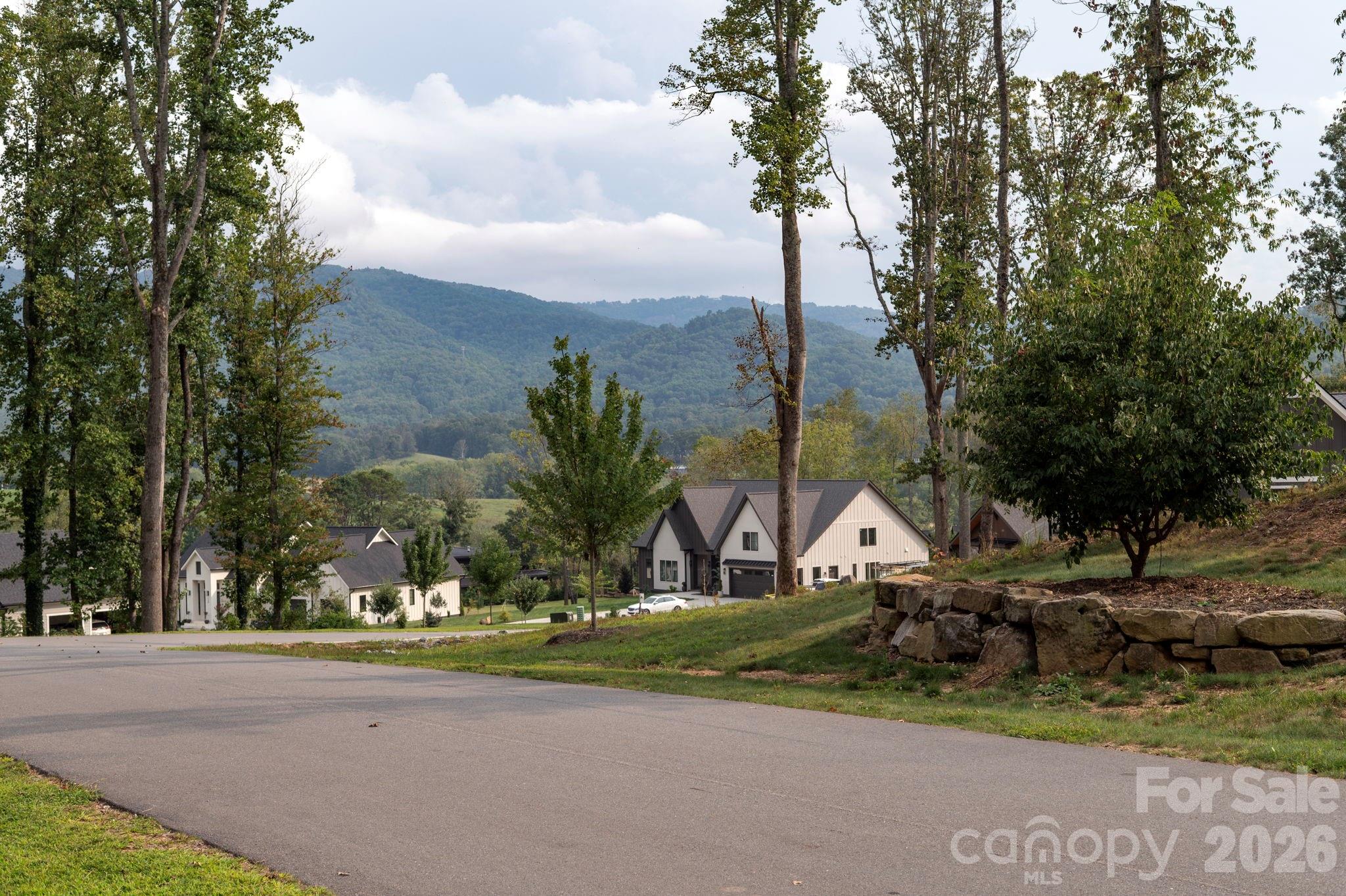 Clearview Features Incredible High-end Homes with a Beautiful Sense of Community and Long-Range Views - 25 Ted Linn Drive, Fairview