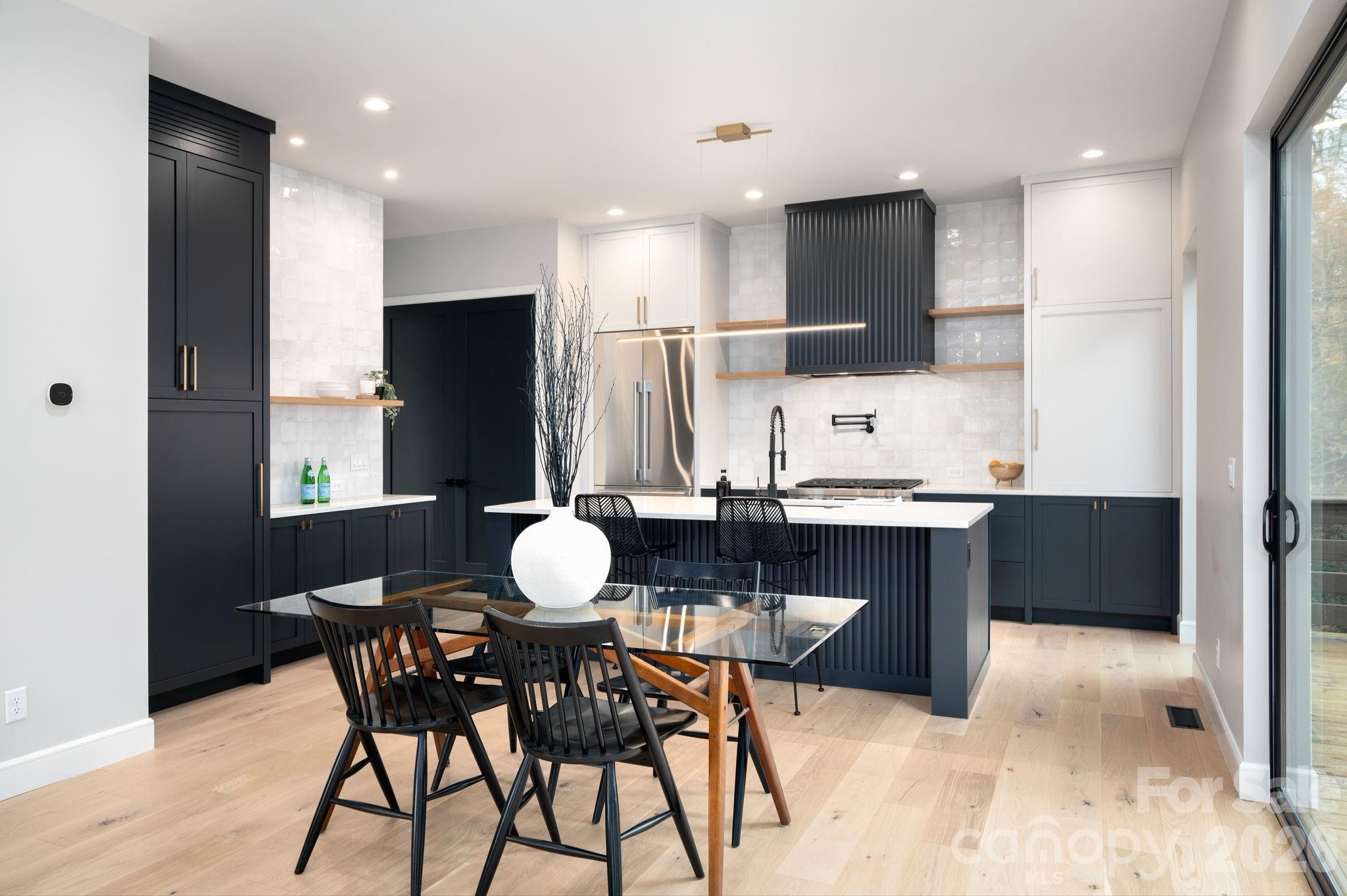 Convenient Dining Space Perfect for Entertaining - 25 Ted Linn Drive, Fairview