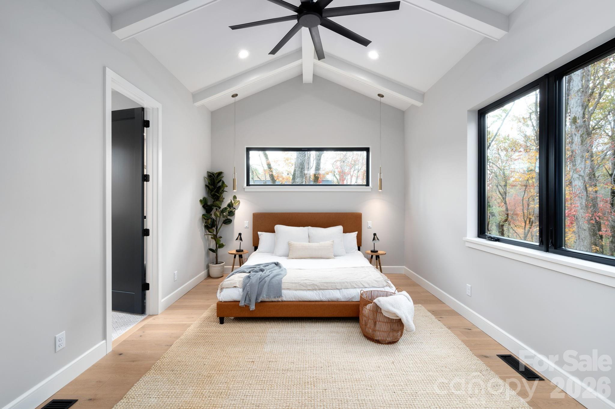 Beautiful Natural Light - 25 Ted Linn Drive, Fairview