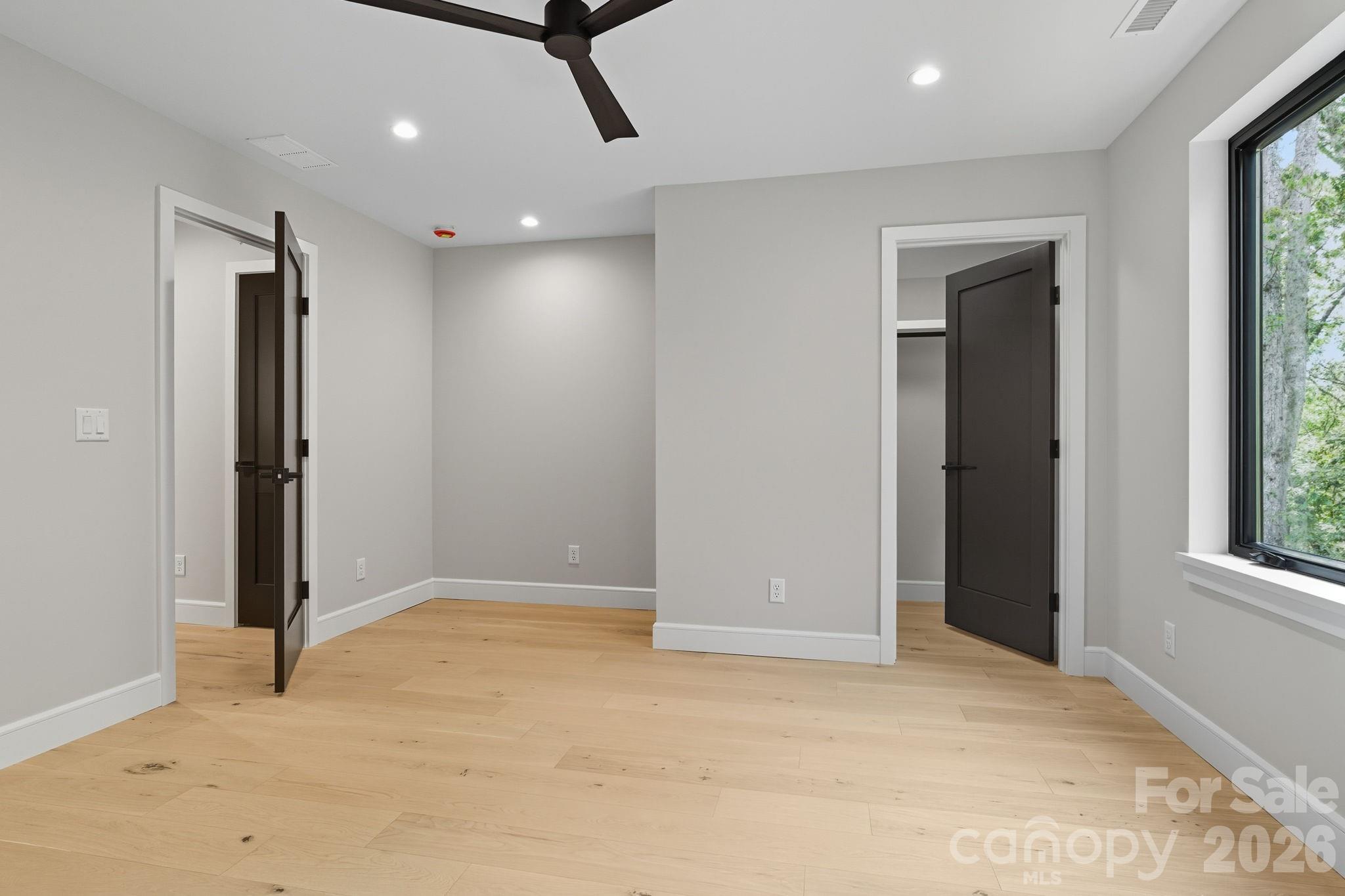 Both Upper Level Bedrooms Feature Walk-in Closets and Desk Nooks - 25 Ted Linn Drive, Fairview