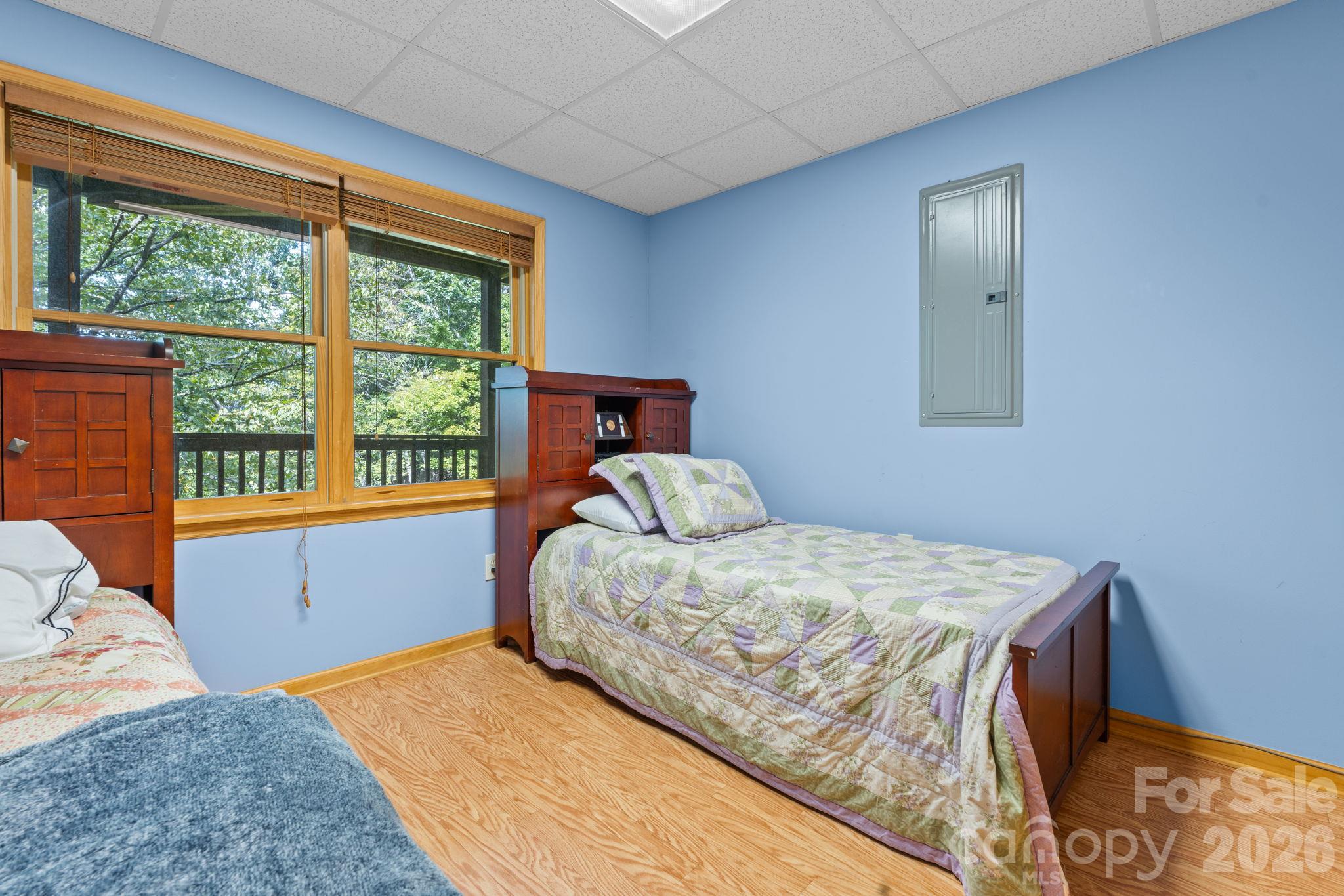 Lower Level Bedroom - 1003 Deerwood Road, Piney Creek