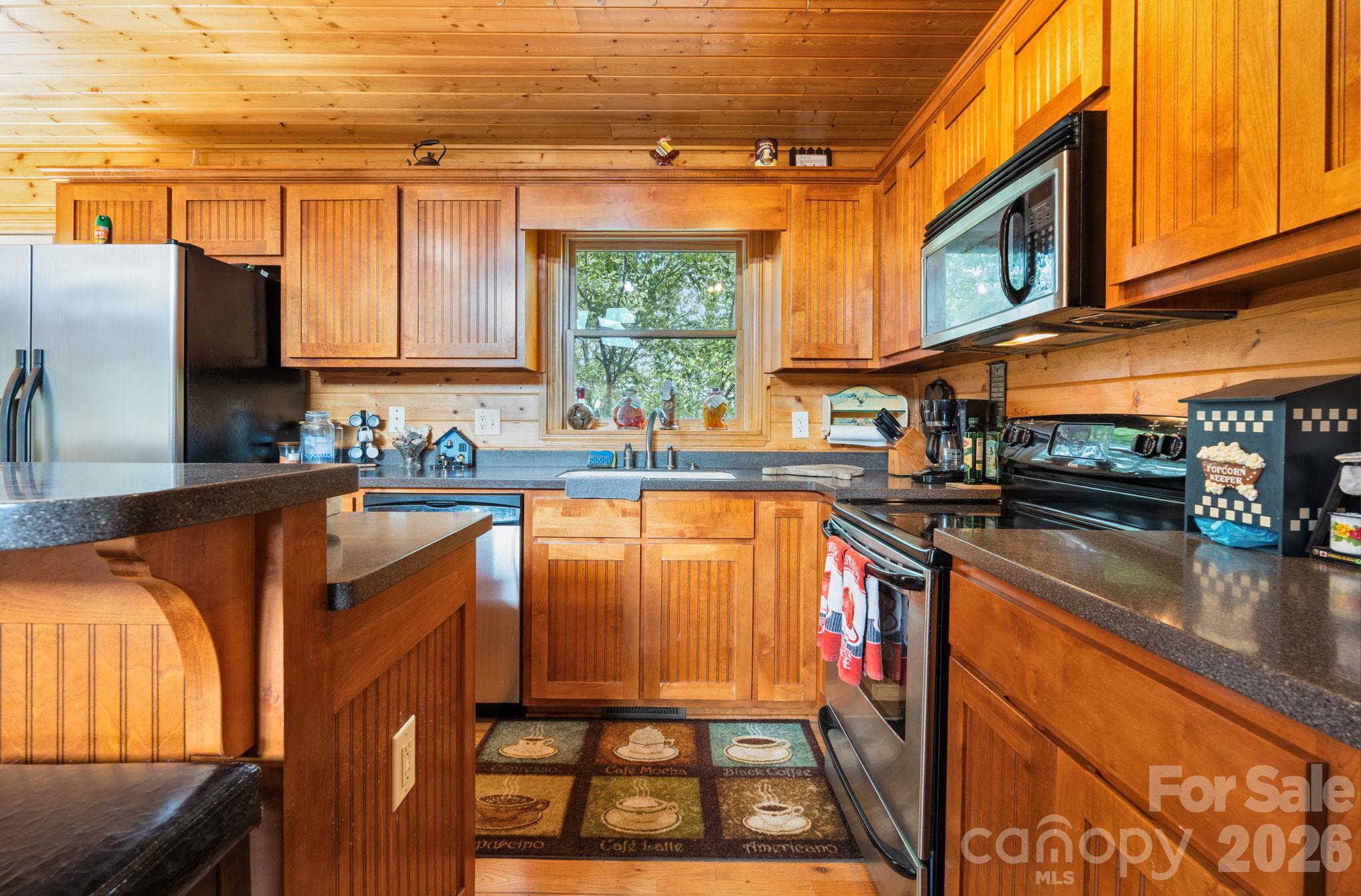 Kitchen - 1003 Deerwood Road, Piney Creek