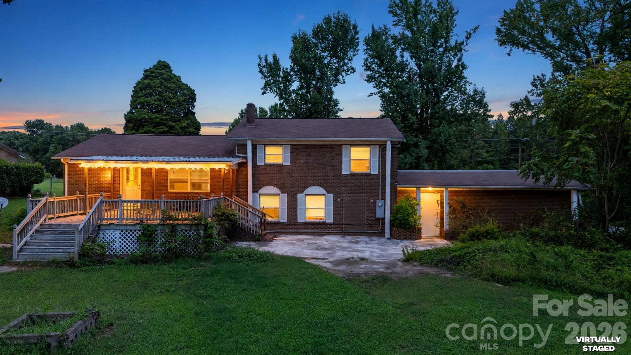 Single Family Residence at 1476 Charlotte Highway, Mooresville, photo 23 of 26