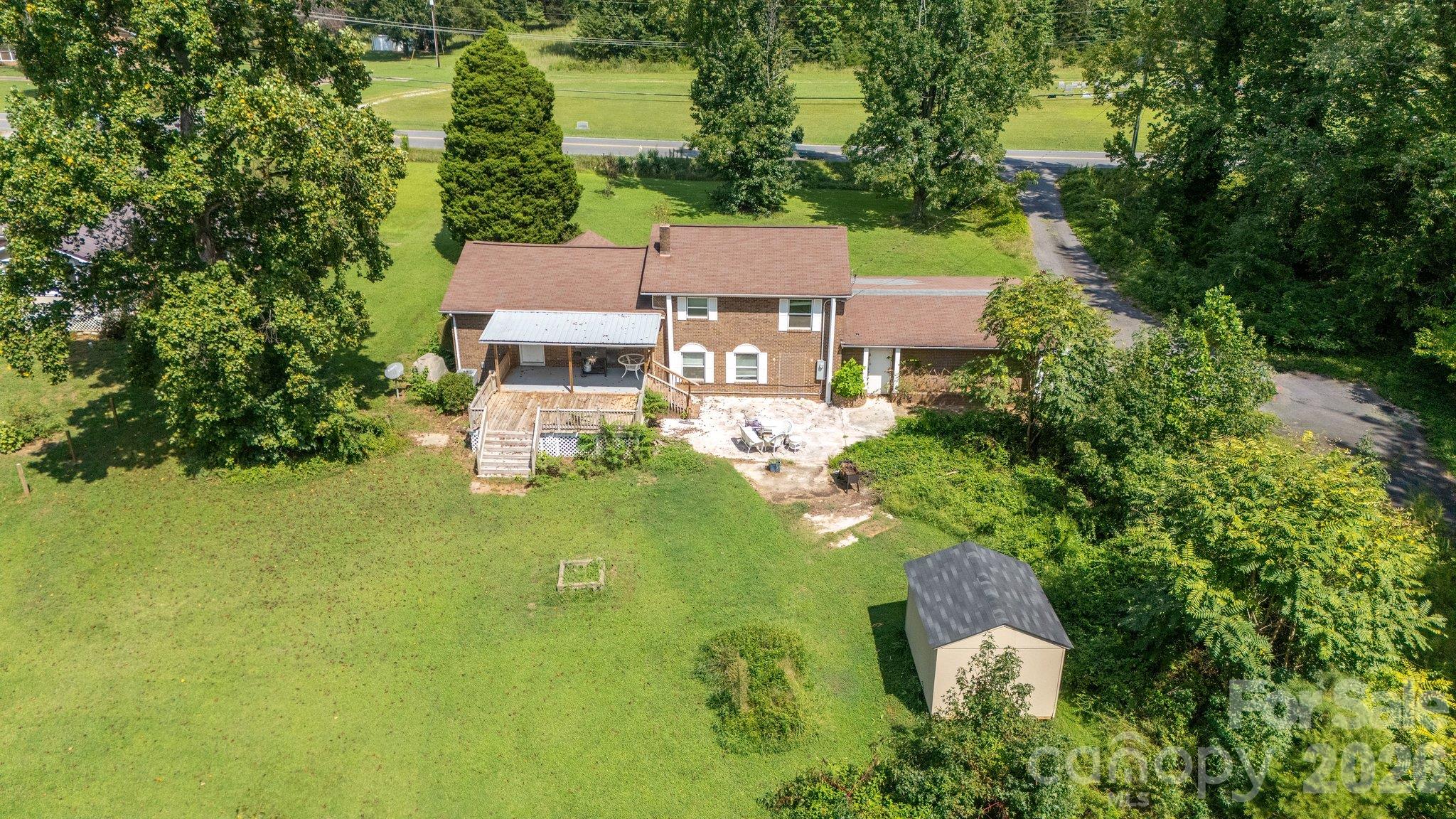 Single Family Residence at 1476 Charlotte Highway, Mooresville, photo 25 of 26