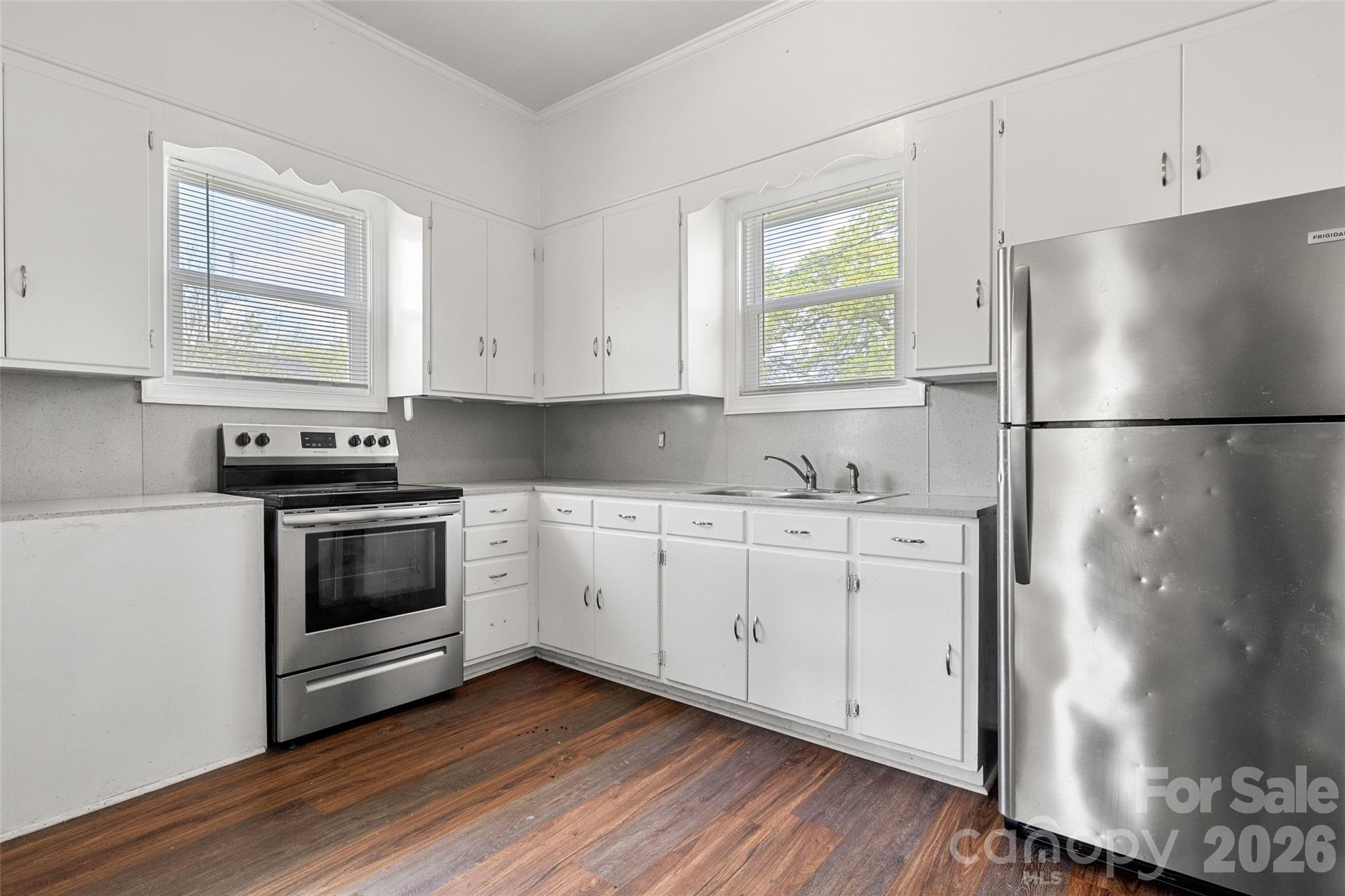 Single Family Residence at 530 Pinckney Road, Chester, photo 9 of 17