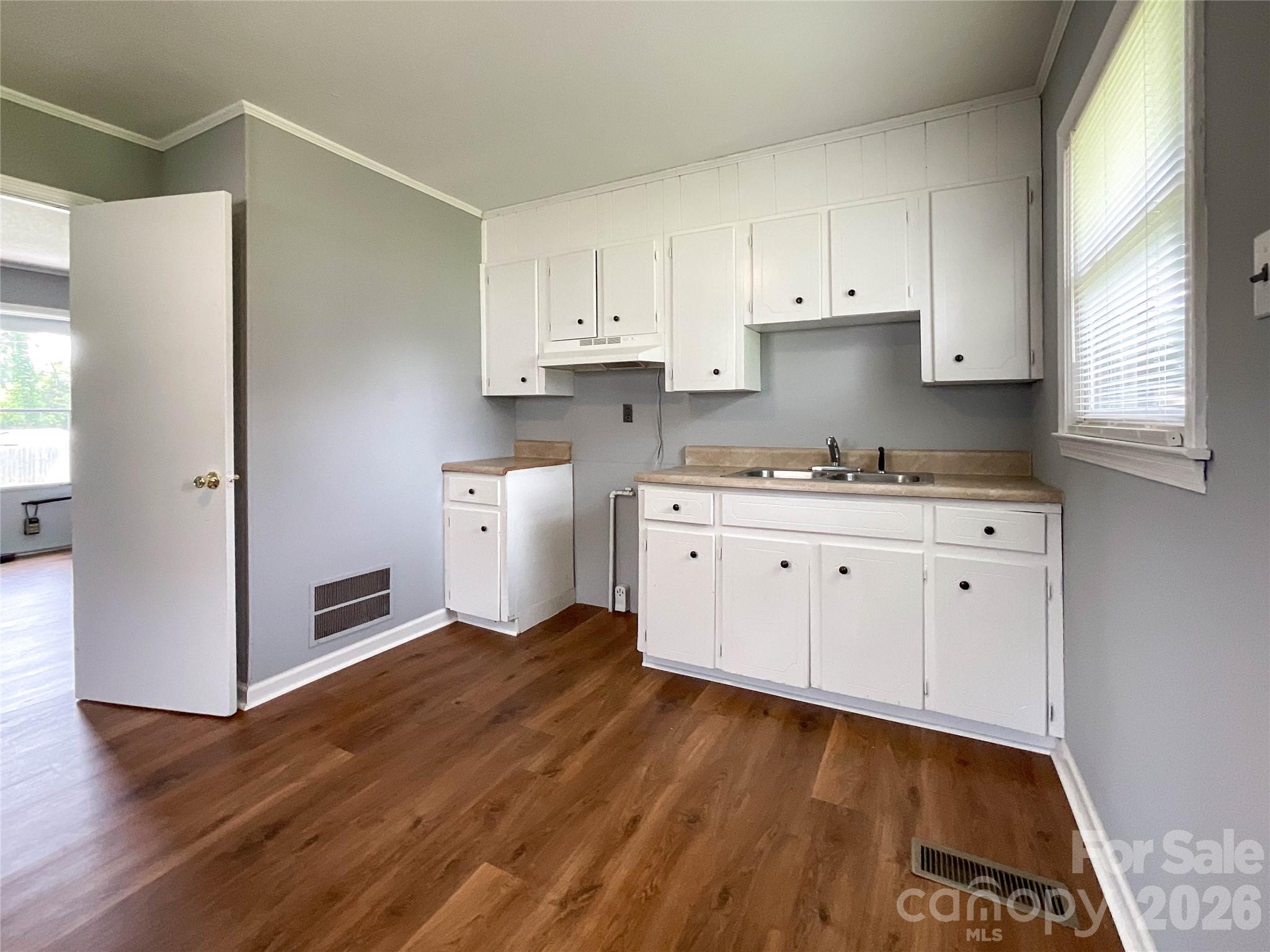 Kitchen - 102 MLK Memorial Drive, Chester