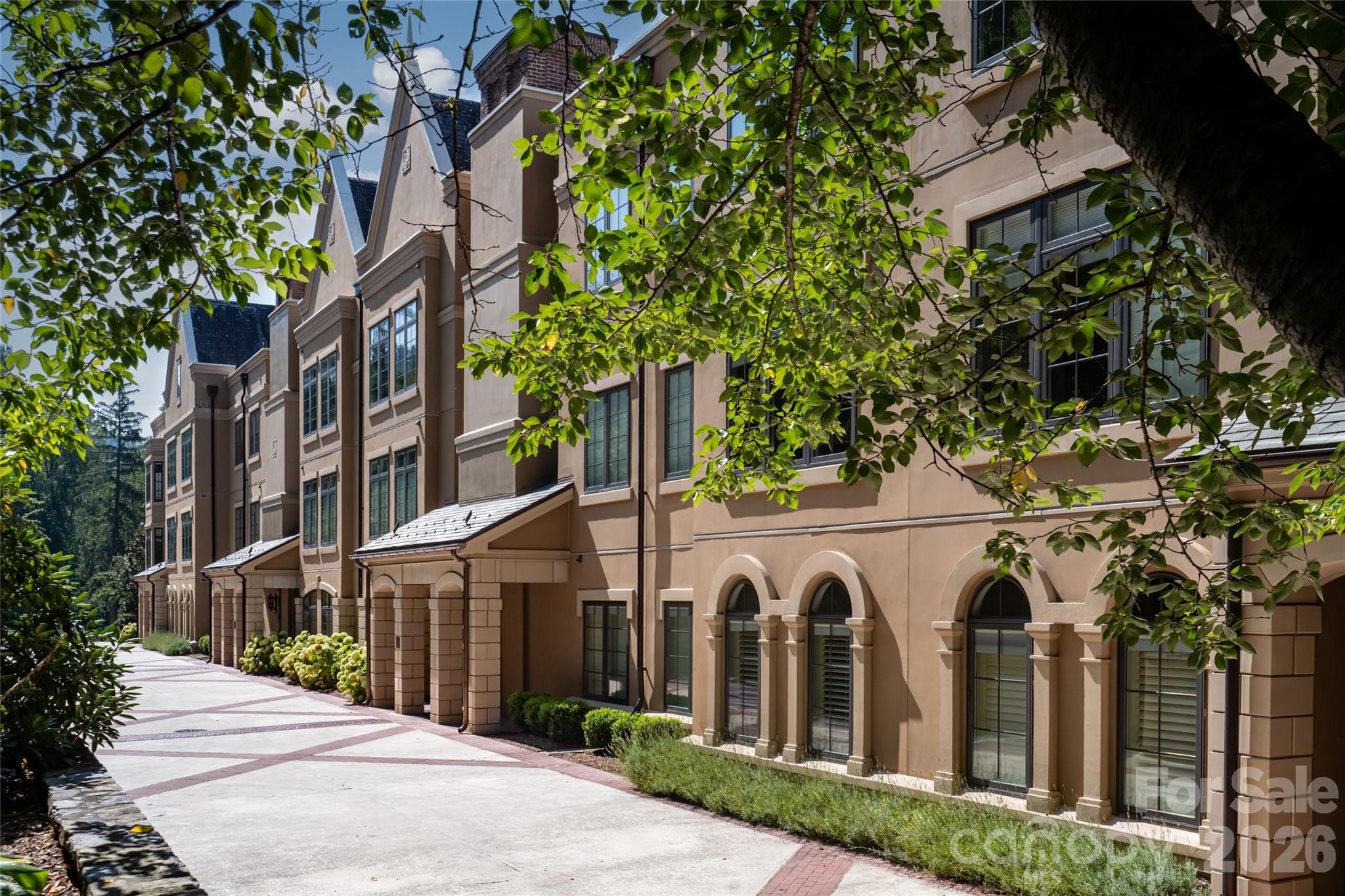 Welcome to the Fitzgerald - 288 Macon Avenue, Asheville