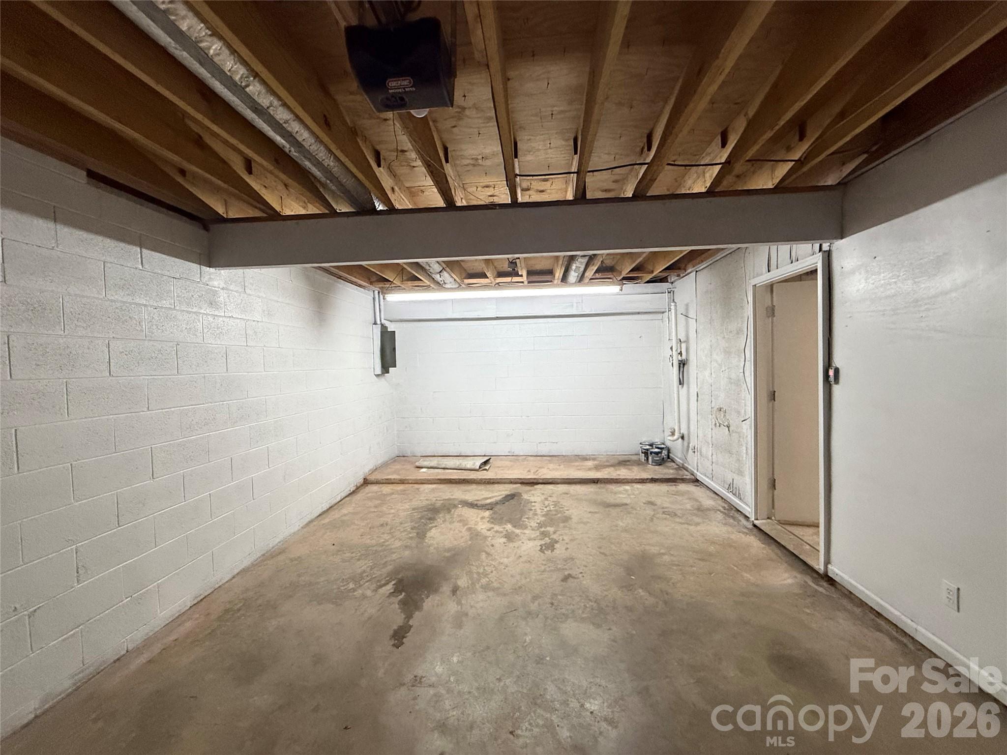 Single Family Residence at 1120 Emerald Drive, Concord, photo 20 of 27