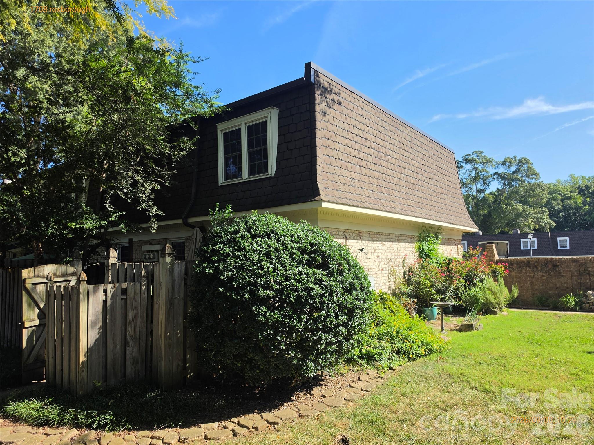 Condominium at 1708 Roxborough Road, Charlotte, photo 3 of 3