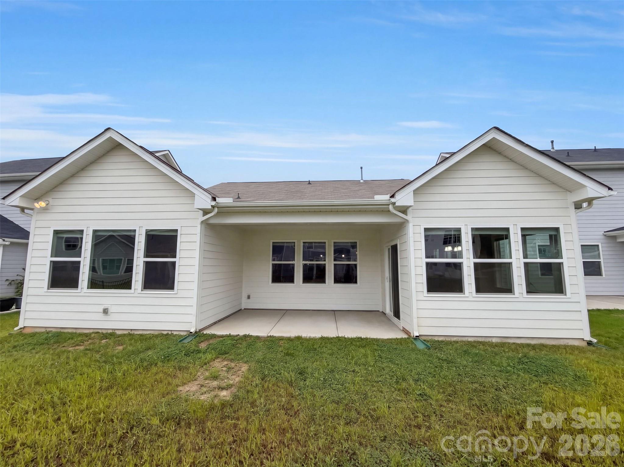 Single Family Residence at 6109 Balham Court, Charlotte, photo 5 of 33