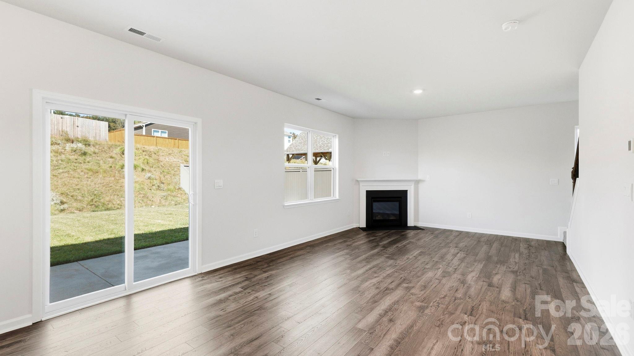 Single Family Residence at 145 Ridgehaven Drive, Waynesville, photo 3 of 30