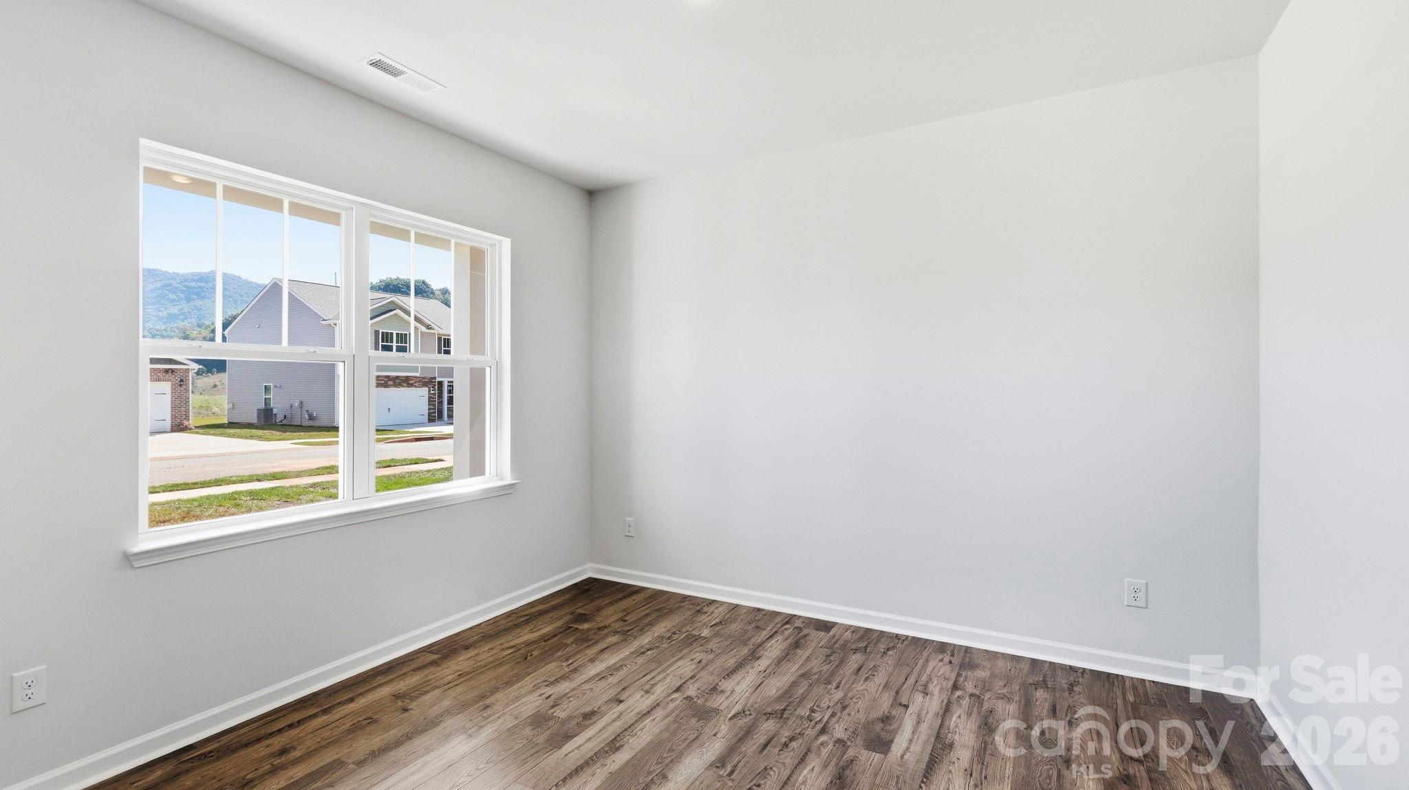 Single Family Residence at 145 Ridgehaven Drive, Waynesville, photo 7 of 30