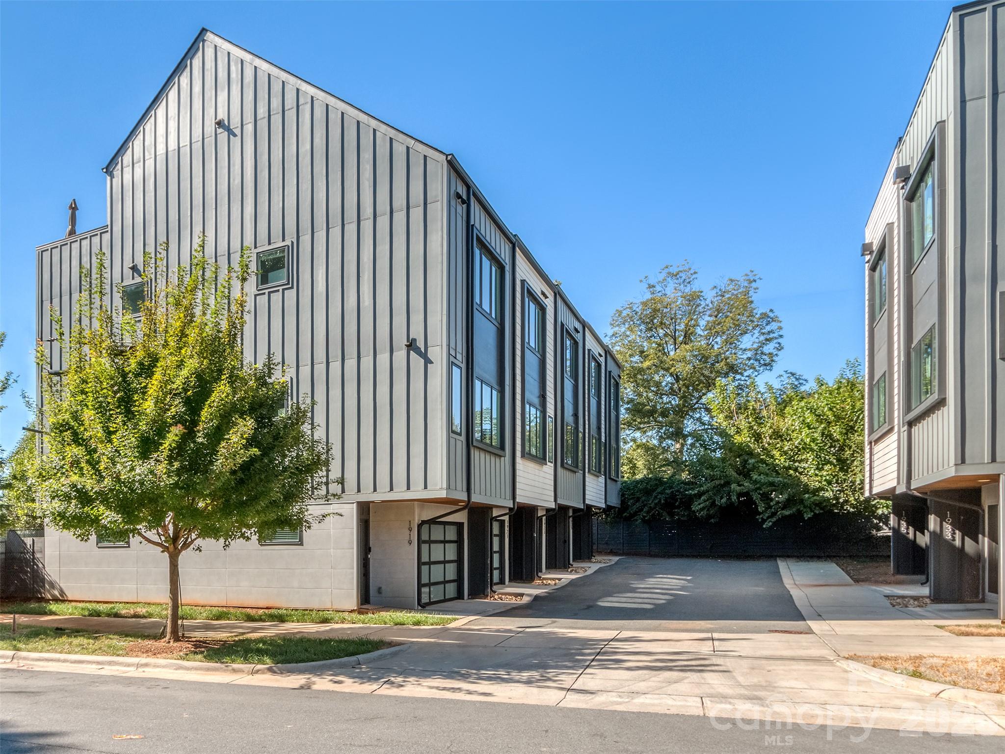 Photos are of 1919 West Trade and are Representative of the Other 3 Properties in This Offering. - 1919 W Trade Street, Charlotte