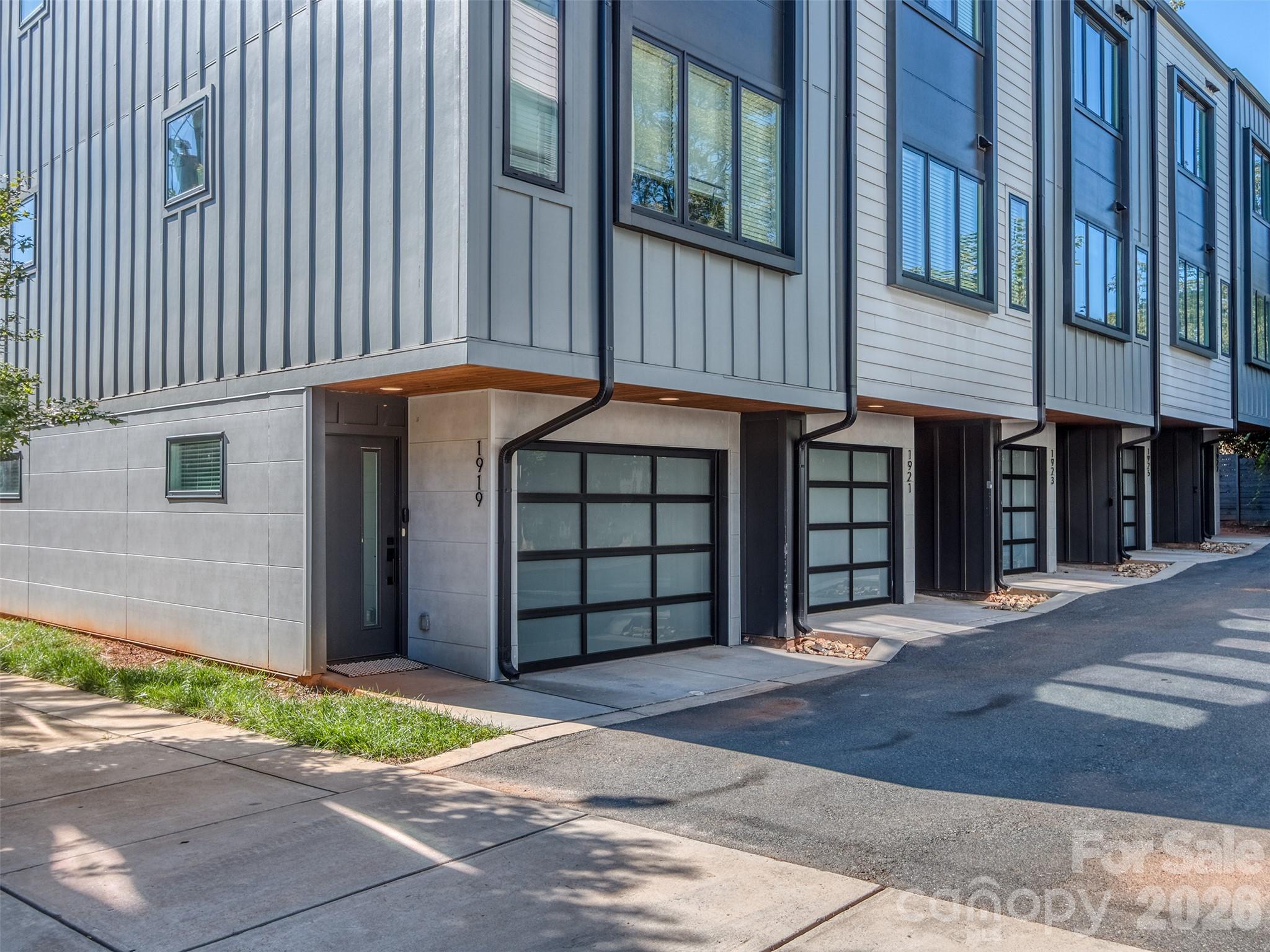 Photos are of 1919 West Trade and are Representative of the Other 3 Properties in This Offering. - 1919 W Trade Street, Charlotte