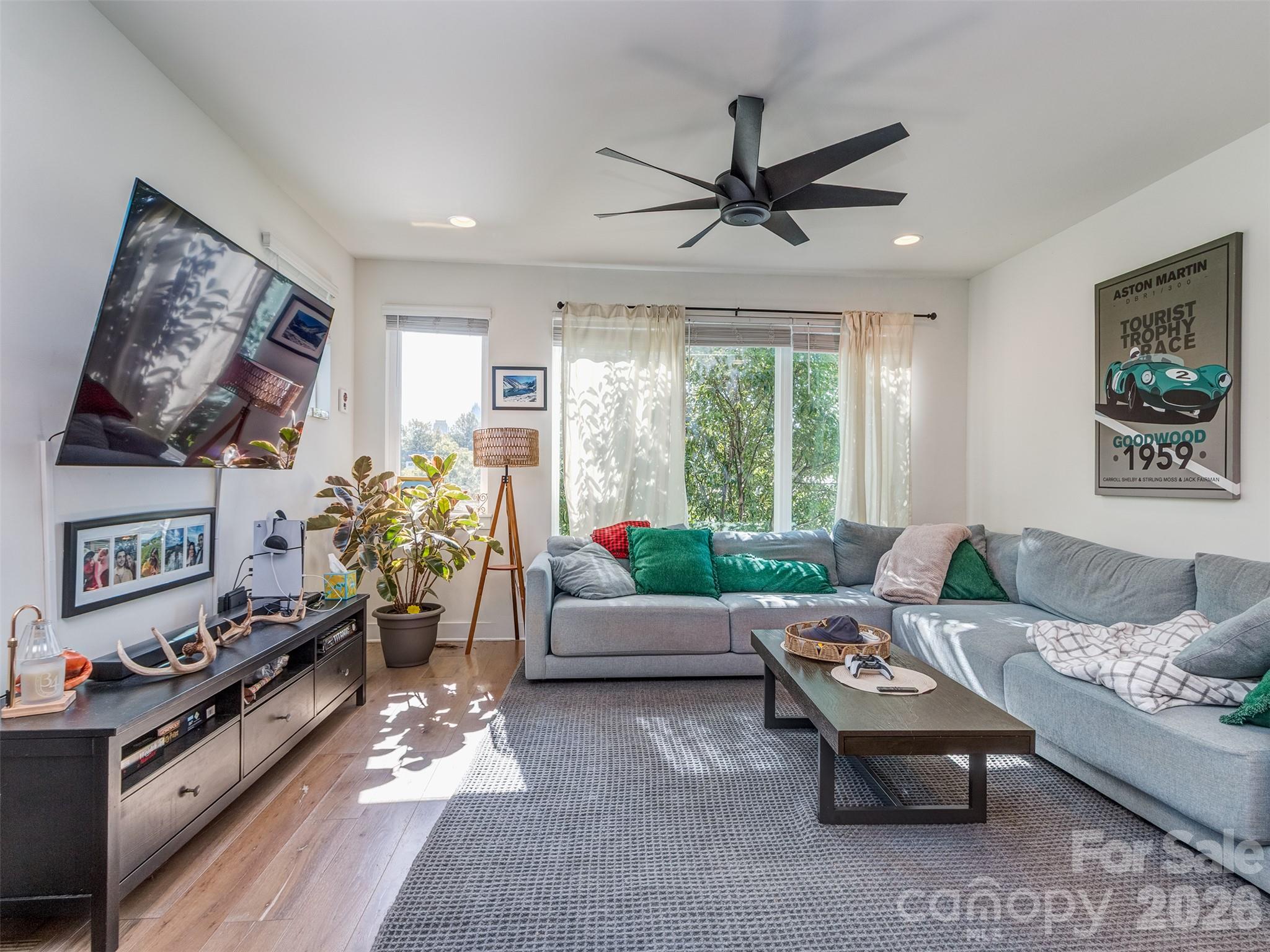Photos are of 1919 West Trade and are Representative of the Other 3 Properties in This Offering. - 1919 W Trade Street, Charlotte